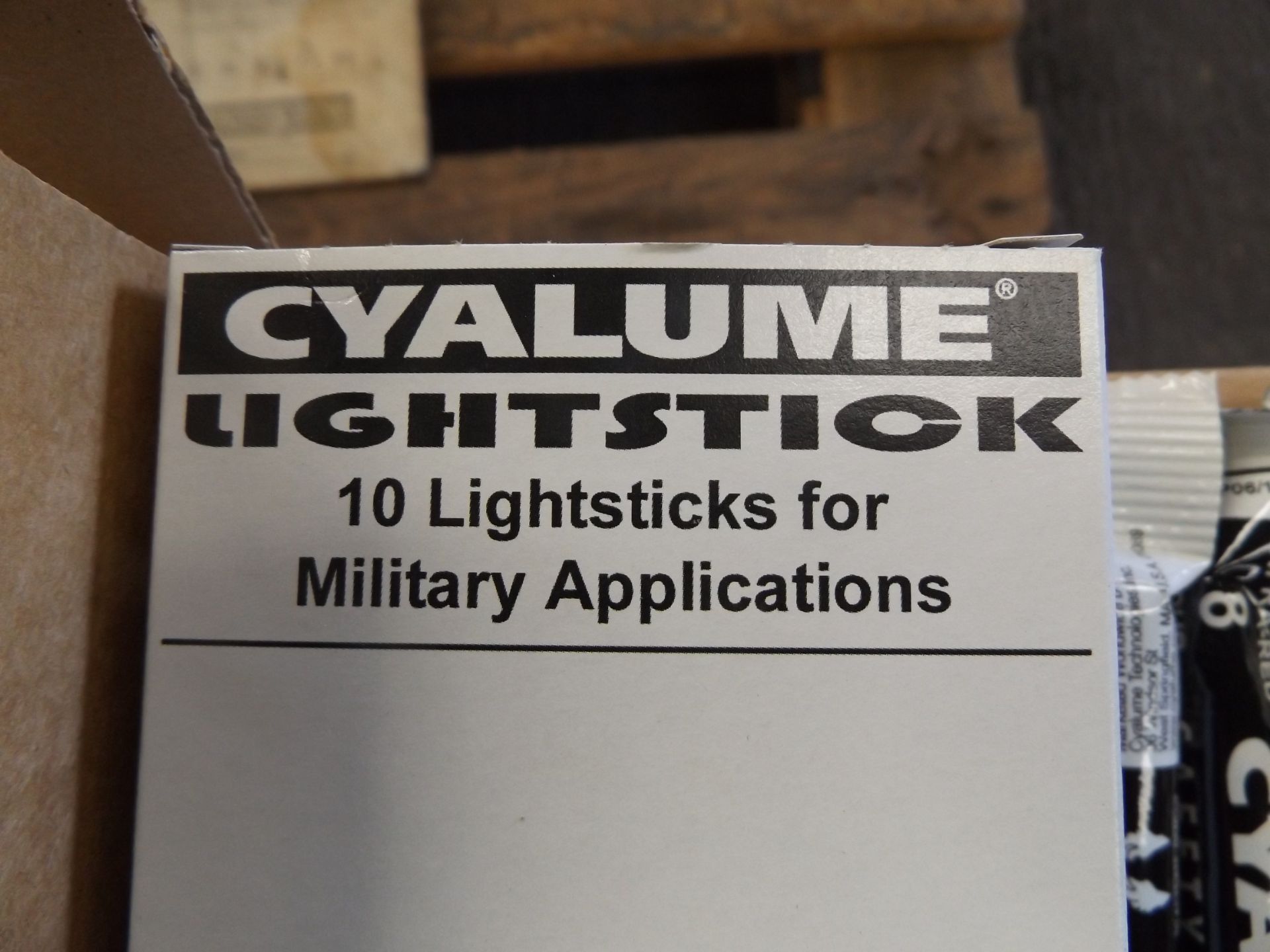 600 x Cyalume 6" IR Lightsticks - Image 3 of 4