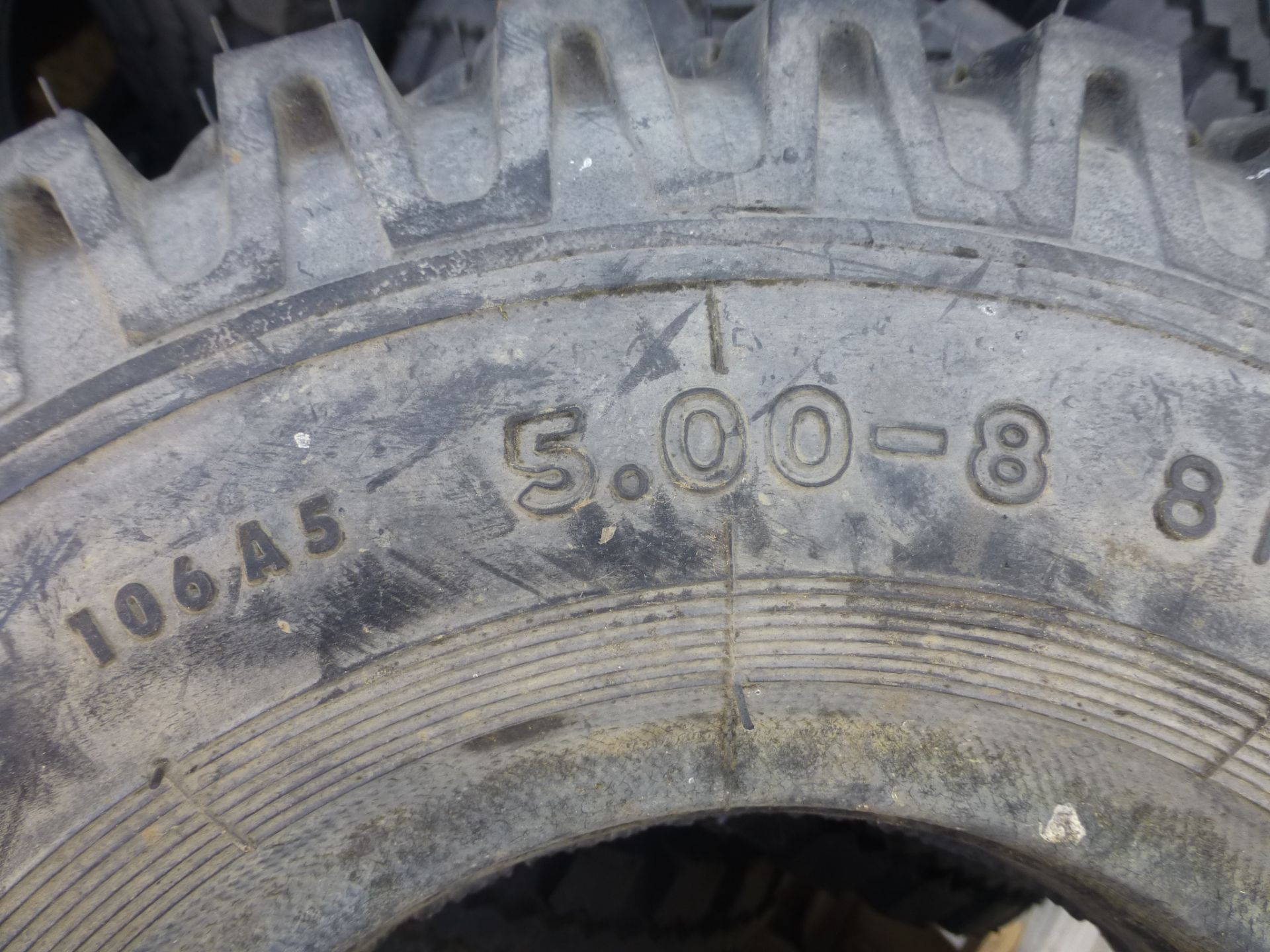 17 x Mixed Continental and Dunlop 5.00x8 Tyres - Image 3 of 6