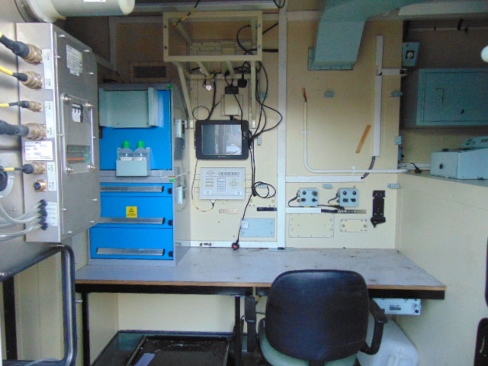 Containerised Insys Ltd Integrated Biological Detection/Decontamination System (IBDS) - Image 31 of 64