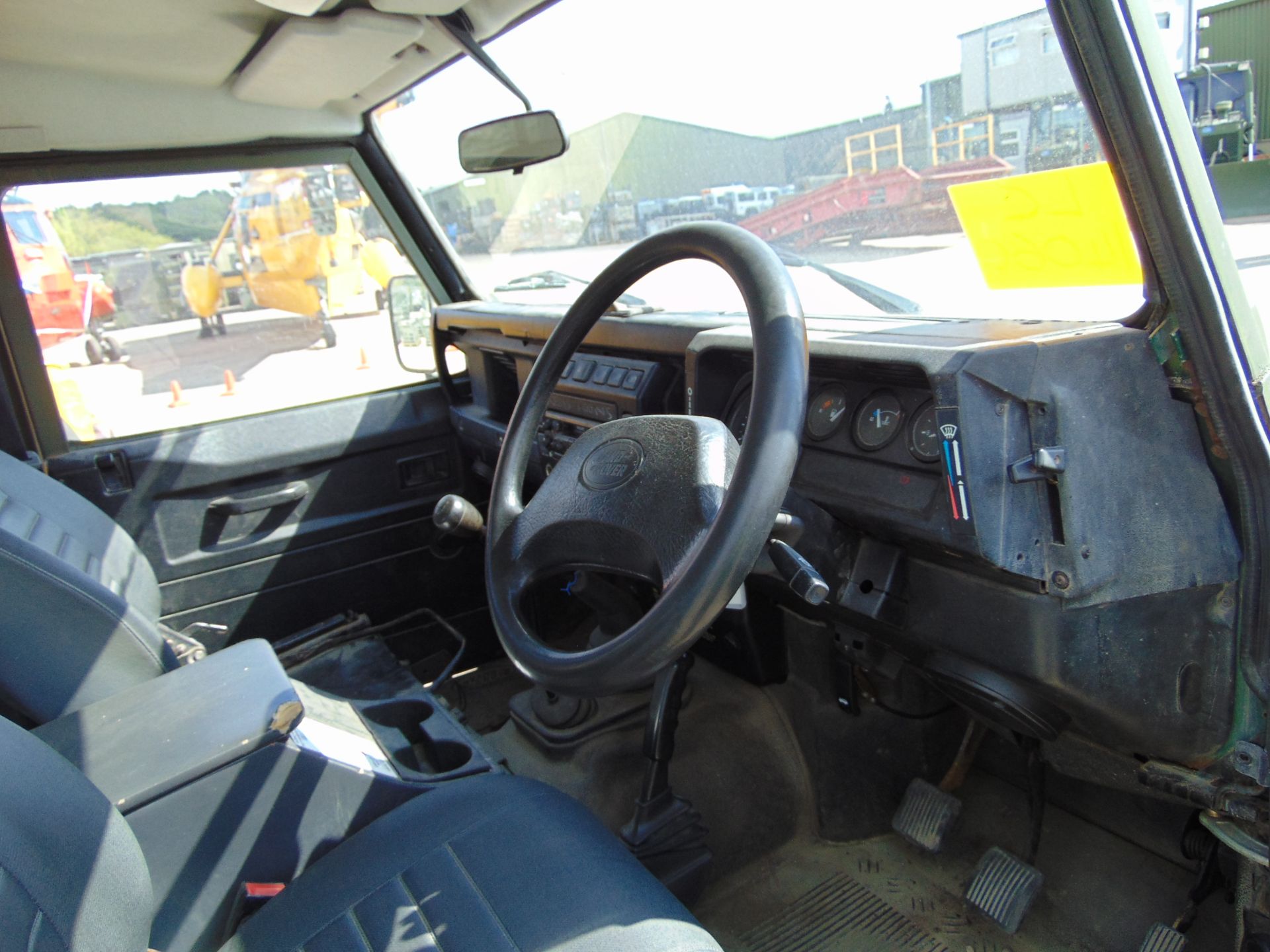 Land Rover Defender 130 TD5 Double Cab Pick Up - Bild 16 aus 23