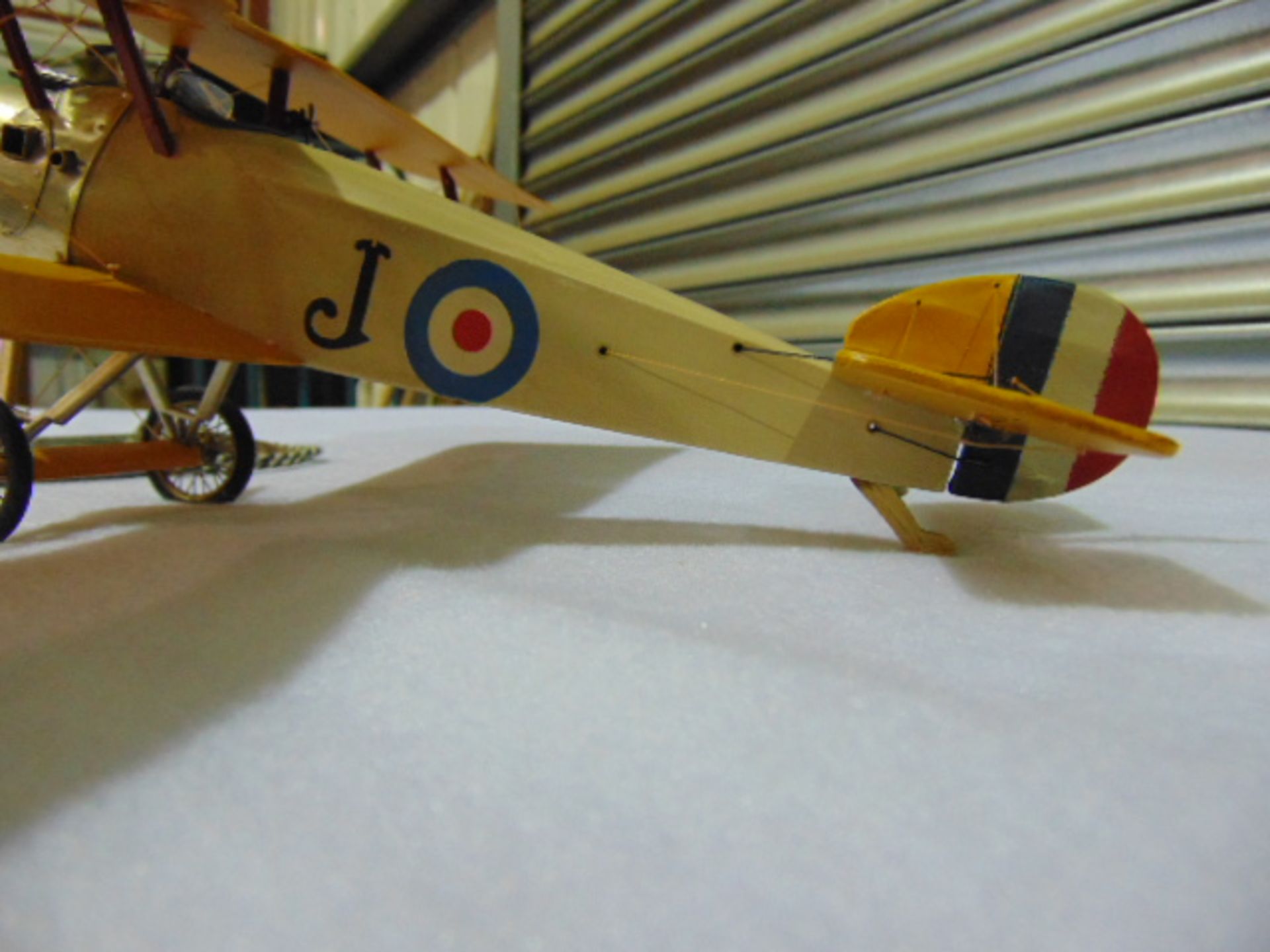 World War I British Sopwith Camel Biplane Detailed Model - Bild 6 aus 8