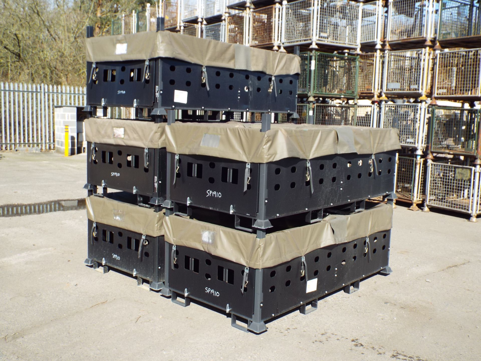 5 x Unissued Heavy Duty Stackable Equipment Containers