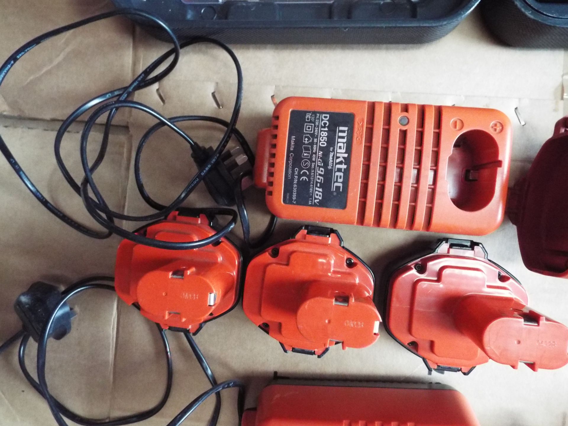 Mixed Stillage of Power Tools consisting of Drills, Batteries and Chargers - Image 4 of 7