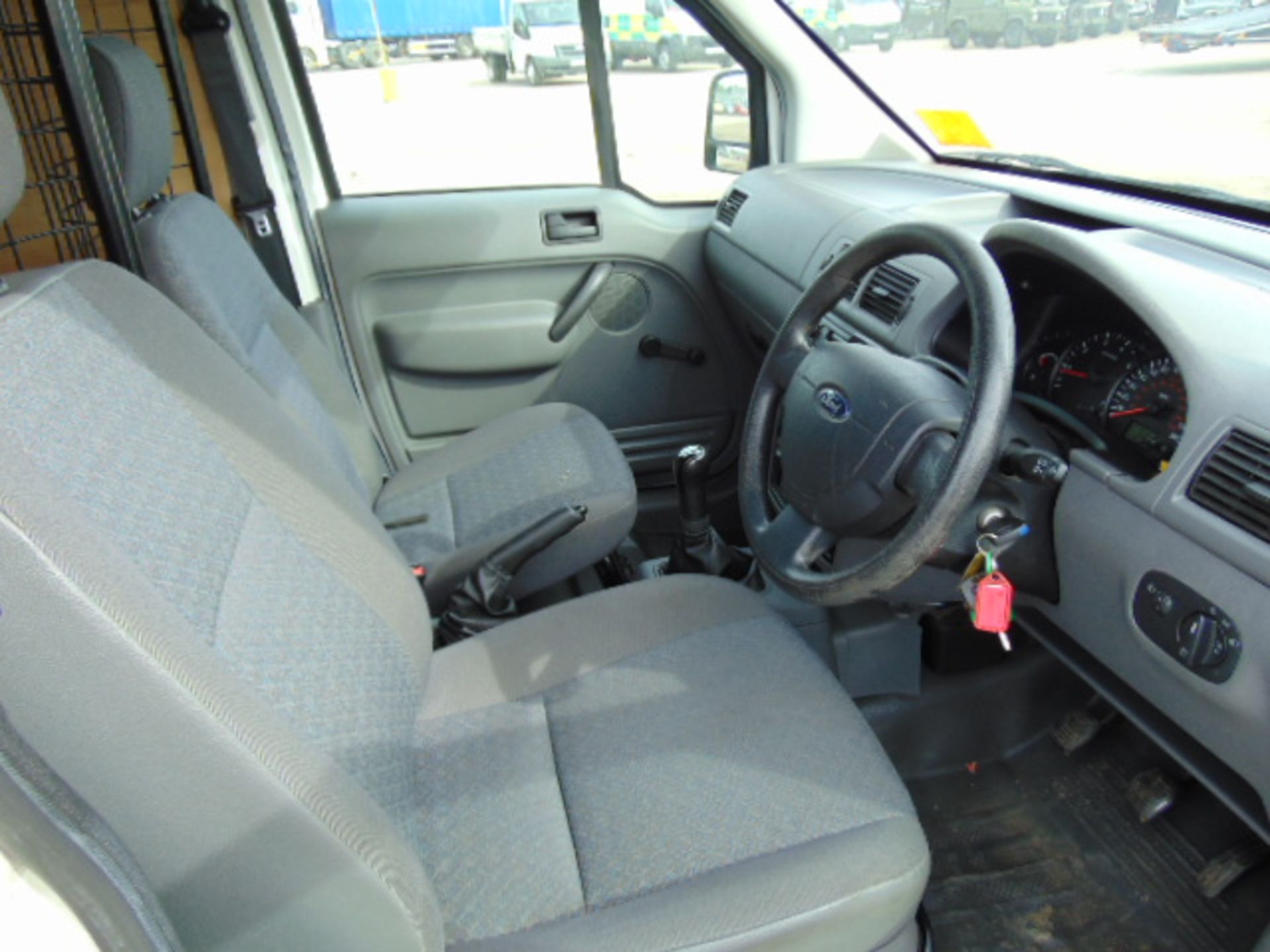 Ford Transit Connect T200 L75 Panel Van - Image 11 of 16