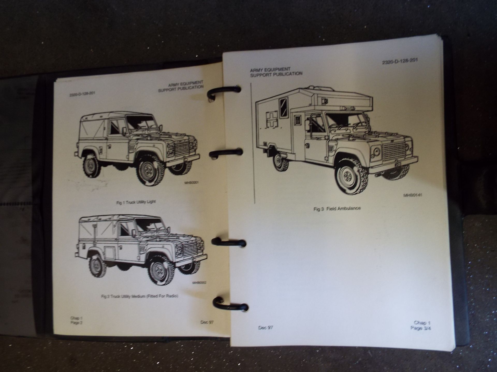Extremely Rare Military Land Rover WOLF Operating Manual - Image 3 of 10