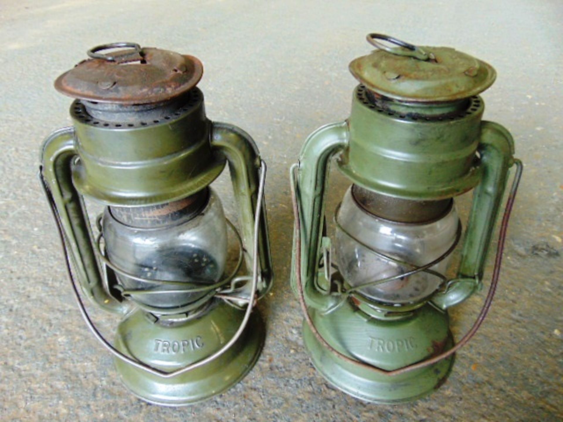 2 x Vintage Chalwyn Tropic Tilley Lamps