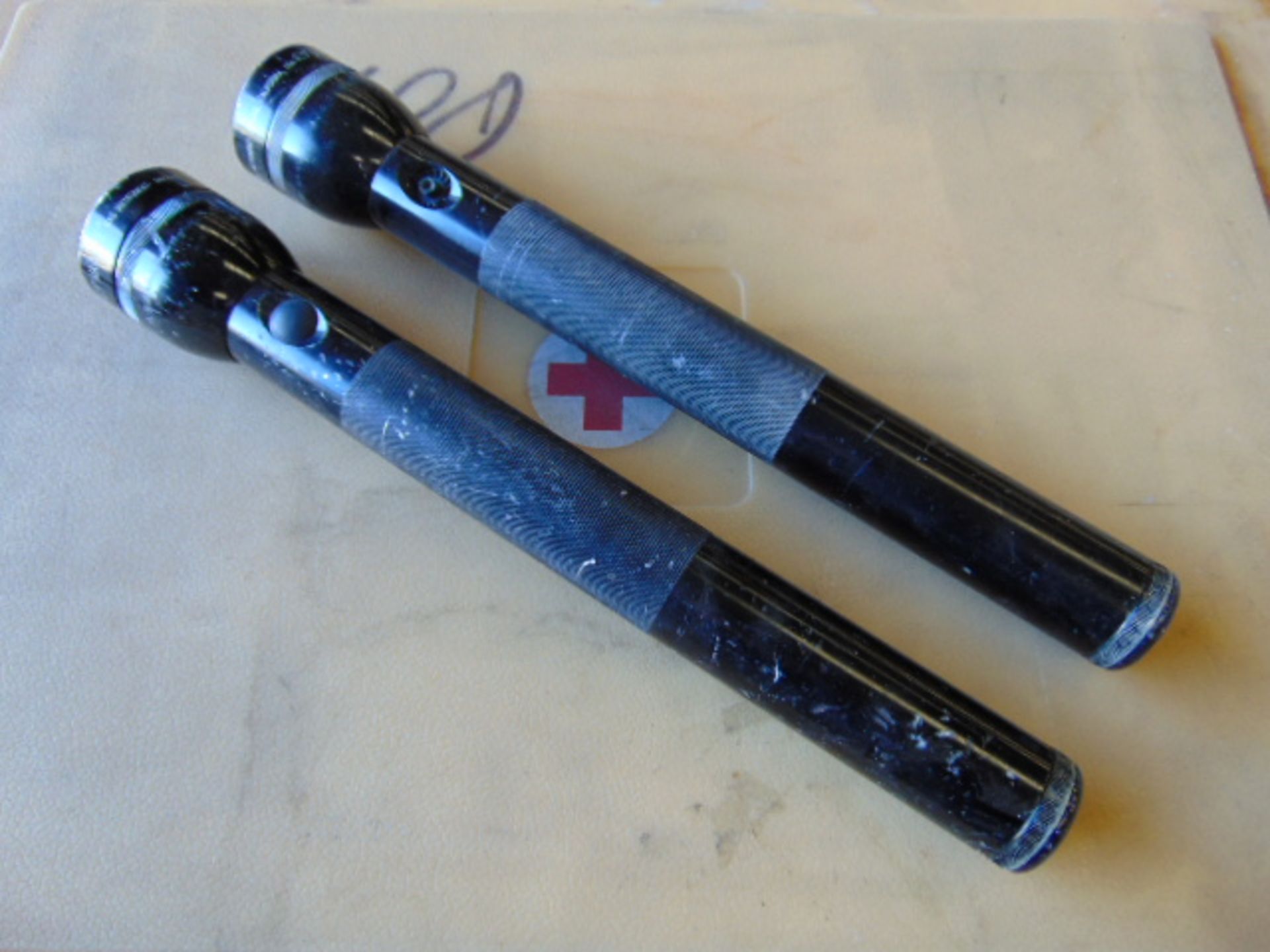 2 x Maglite Police Torches