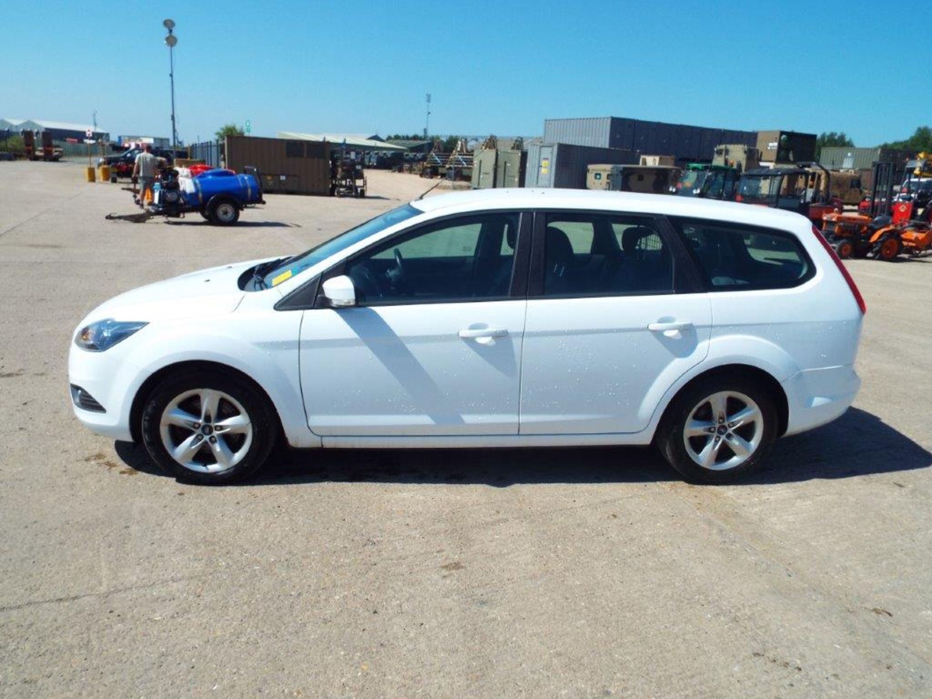 Ford Focus Zetec 1.8 TD 115 Estate - Bild 4 aus 21