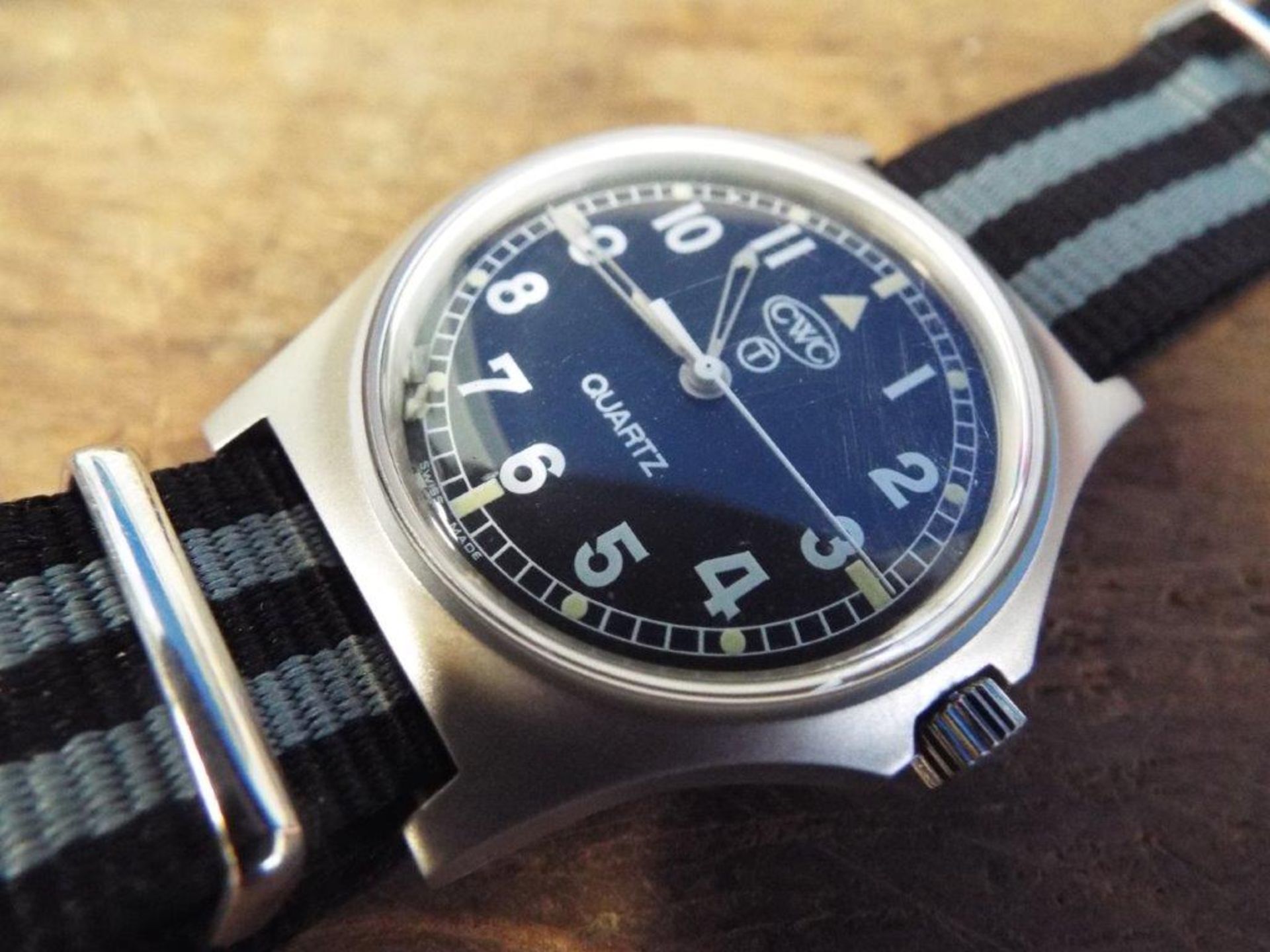 Very Rare Unissued Genuine British Army, Waterproof CWC Quartz Wrist Watch - Bild 3 aus 8