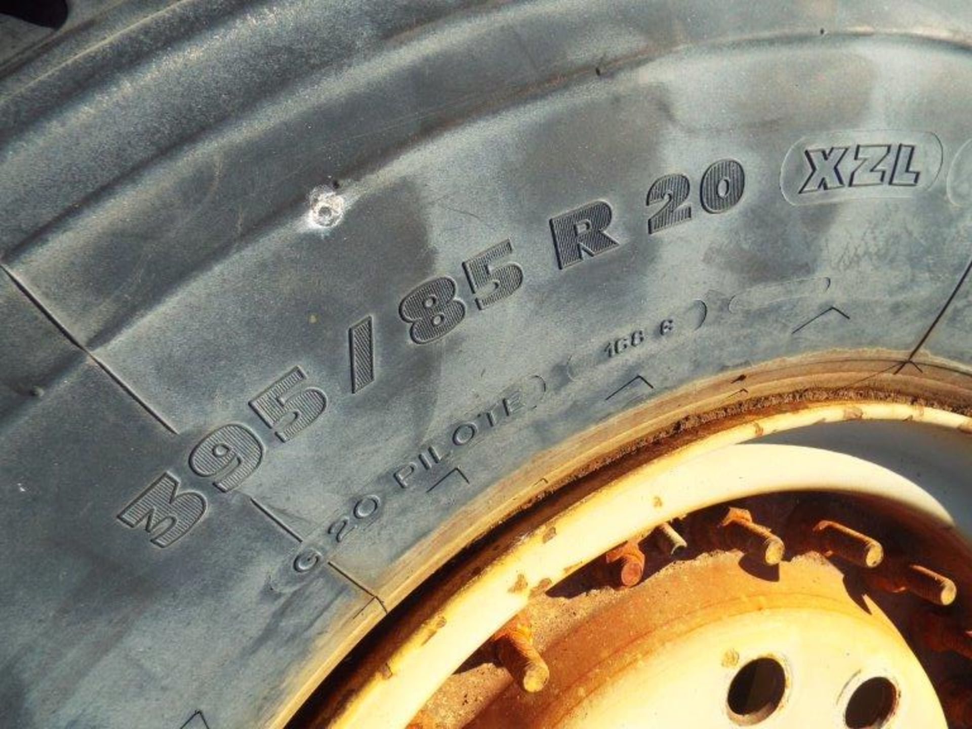 4 x Michelin XZL 395/85 R20 Tyres with 10 Stud Rims - Image 6 of 8