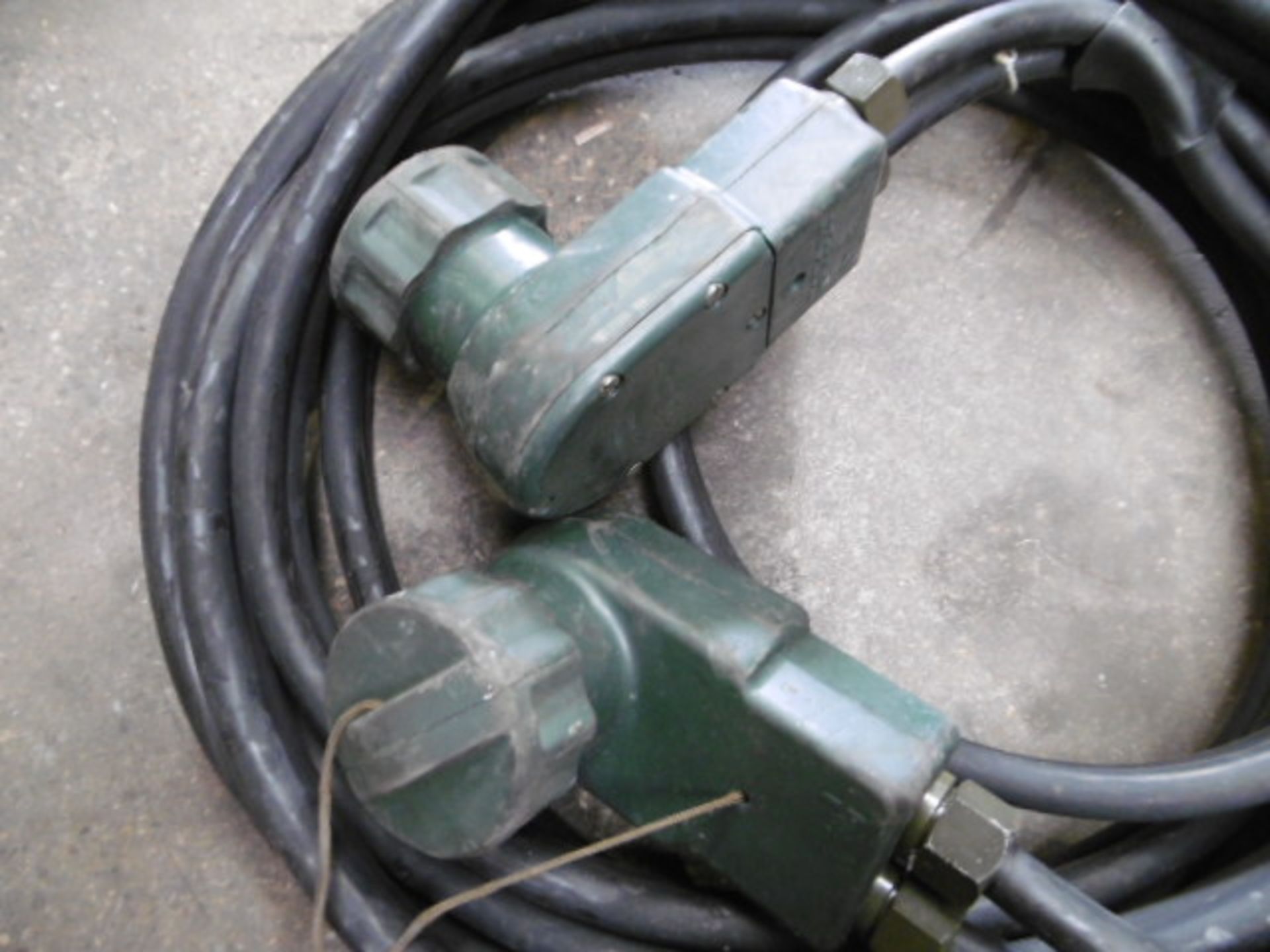 NATO 24V Vehicle Slave Cable - Image 3 of 3