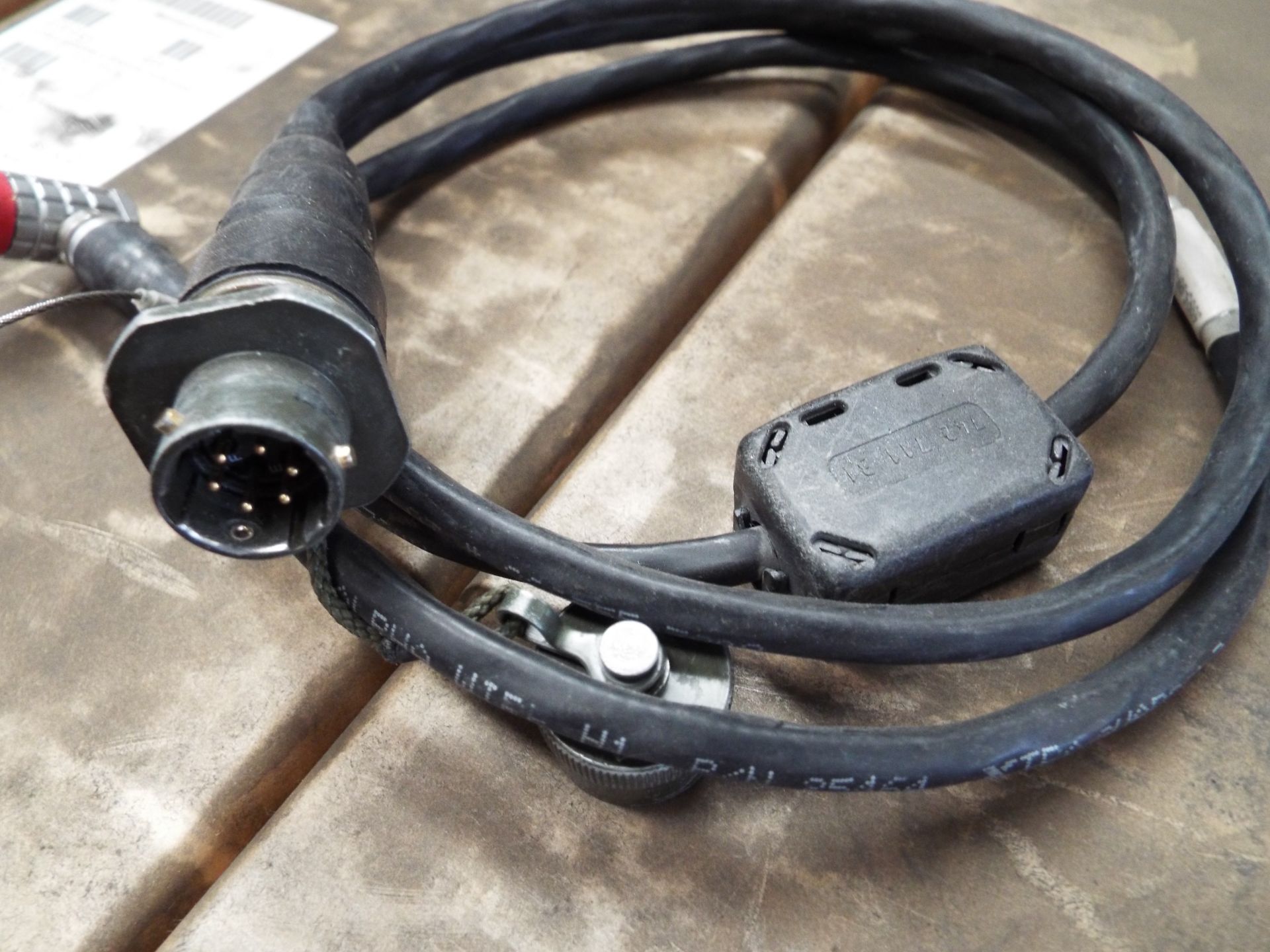 14 x Military Laptop Adaptor Cables - Image 2 of 4