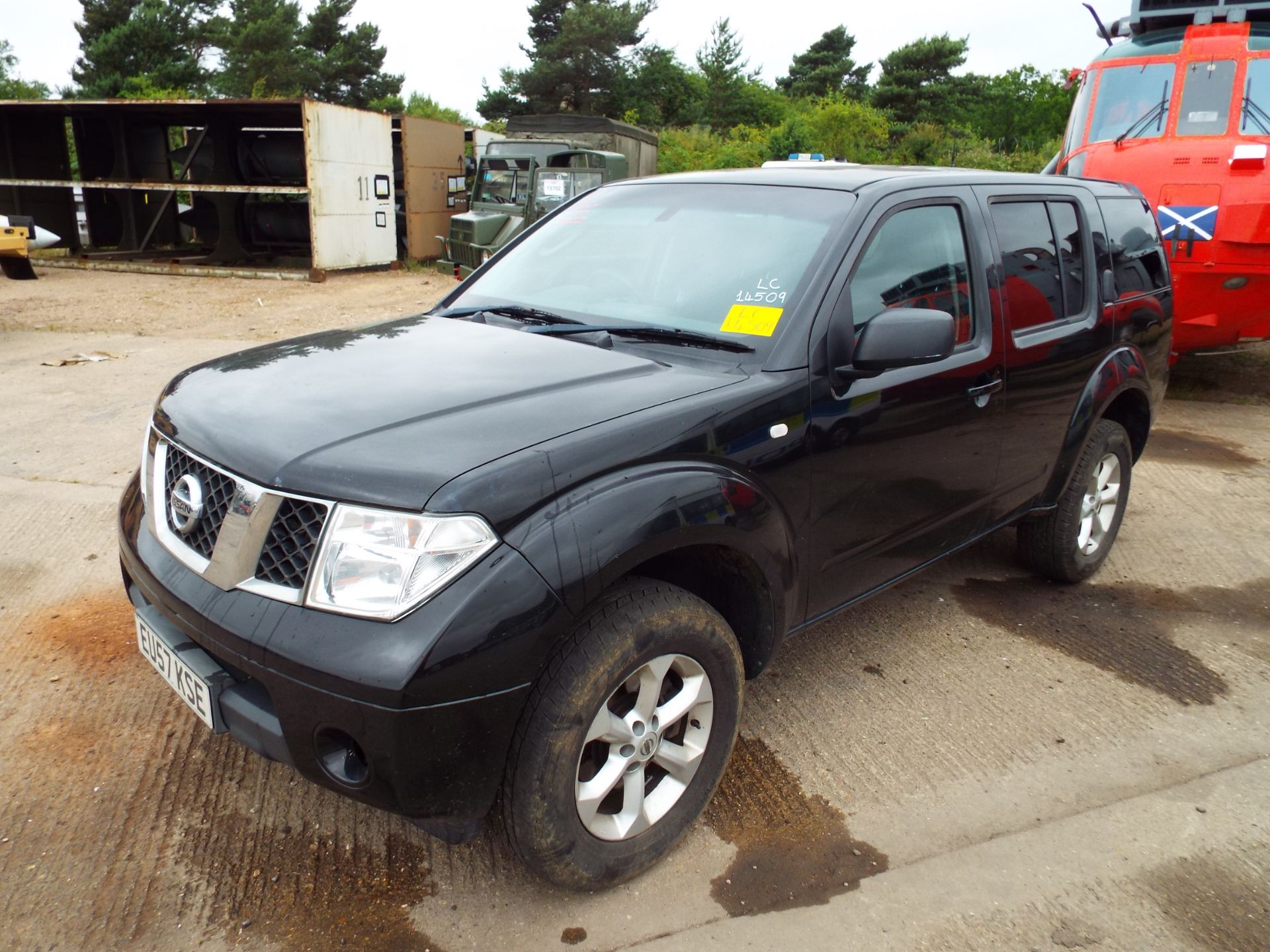 Nissan Pathfinder 2.5DCi Trek - Image 3 of 21