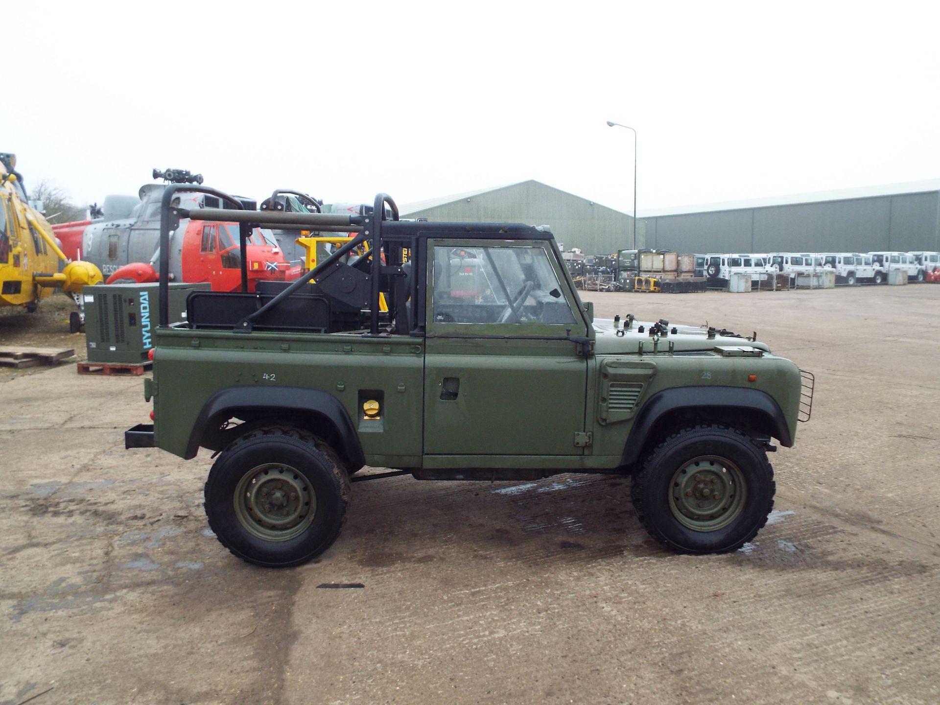 Military Specification Land Rover Wolf 90 Soft Top - Image 8 of 25