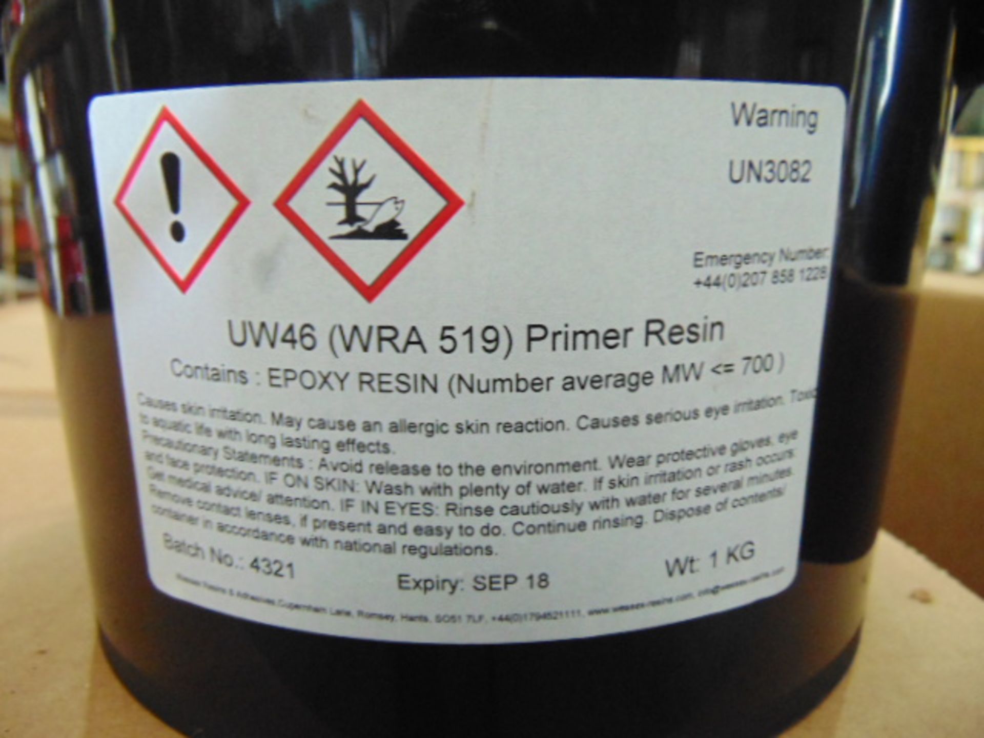 Approx 50 x Unissued Cans of UW46 (WRA519) Epoxy Resin - Bild 4 aus 5