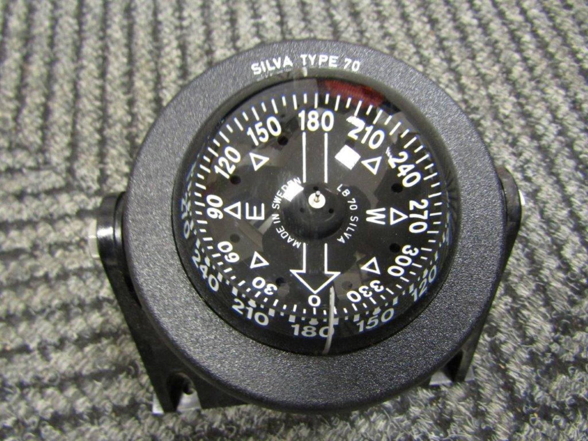 Hagglunds BV206 Silva Type 70 Vehicle Compass - Image 2 of 5