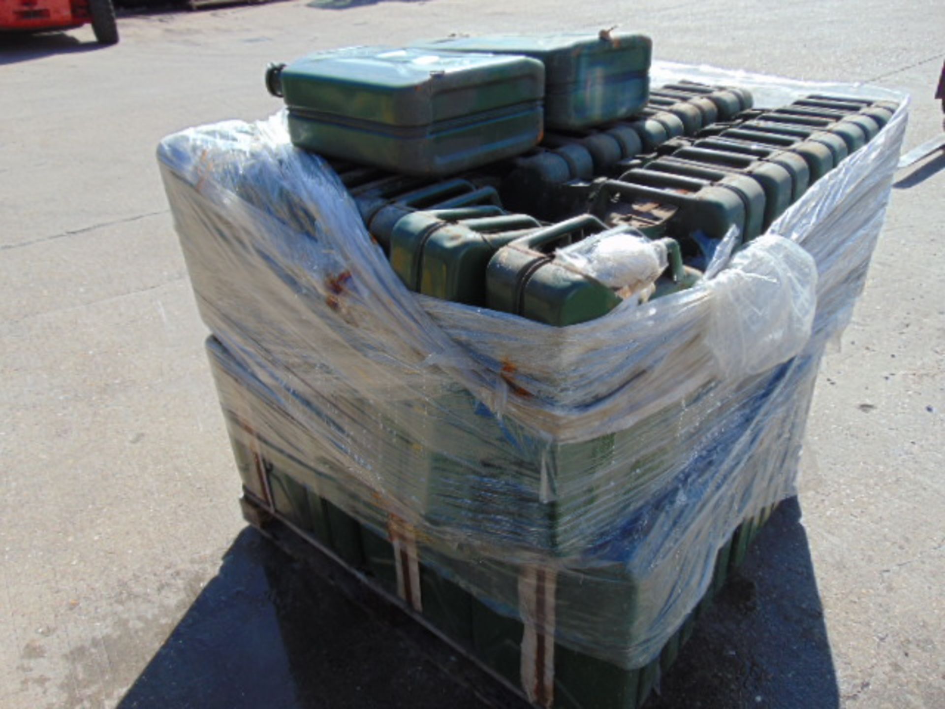 50 x Unissued NATO Issue 20L Jerry Cans - Image 4 of 4