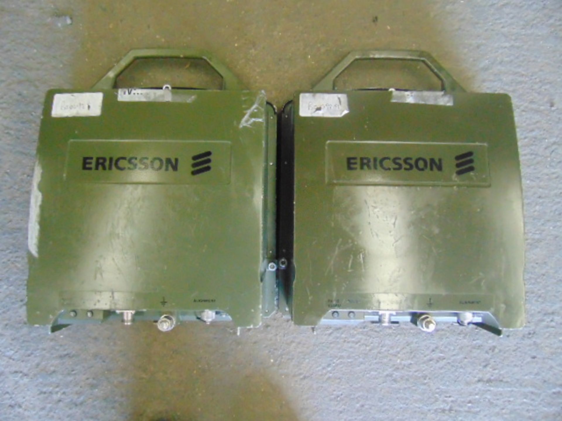 2 x Ericsson Mini-Link 15-E RAU/26 Antennas