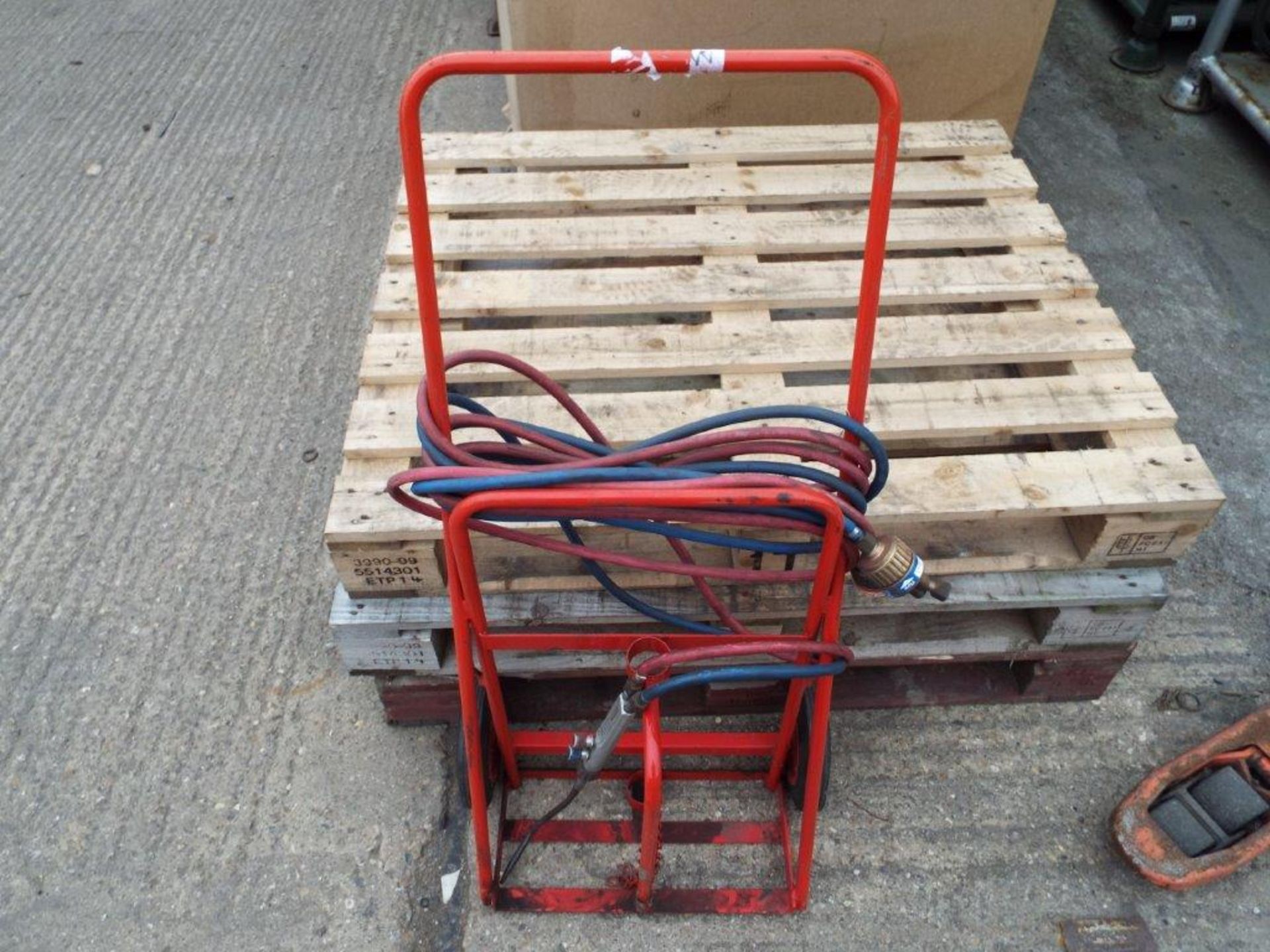 Oxy Acetylene Cutting Kit with Gas Bottle Trolley - Image 2 of 7