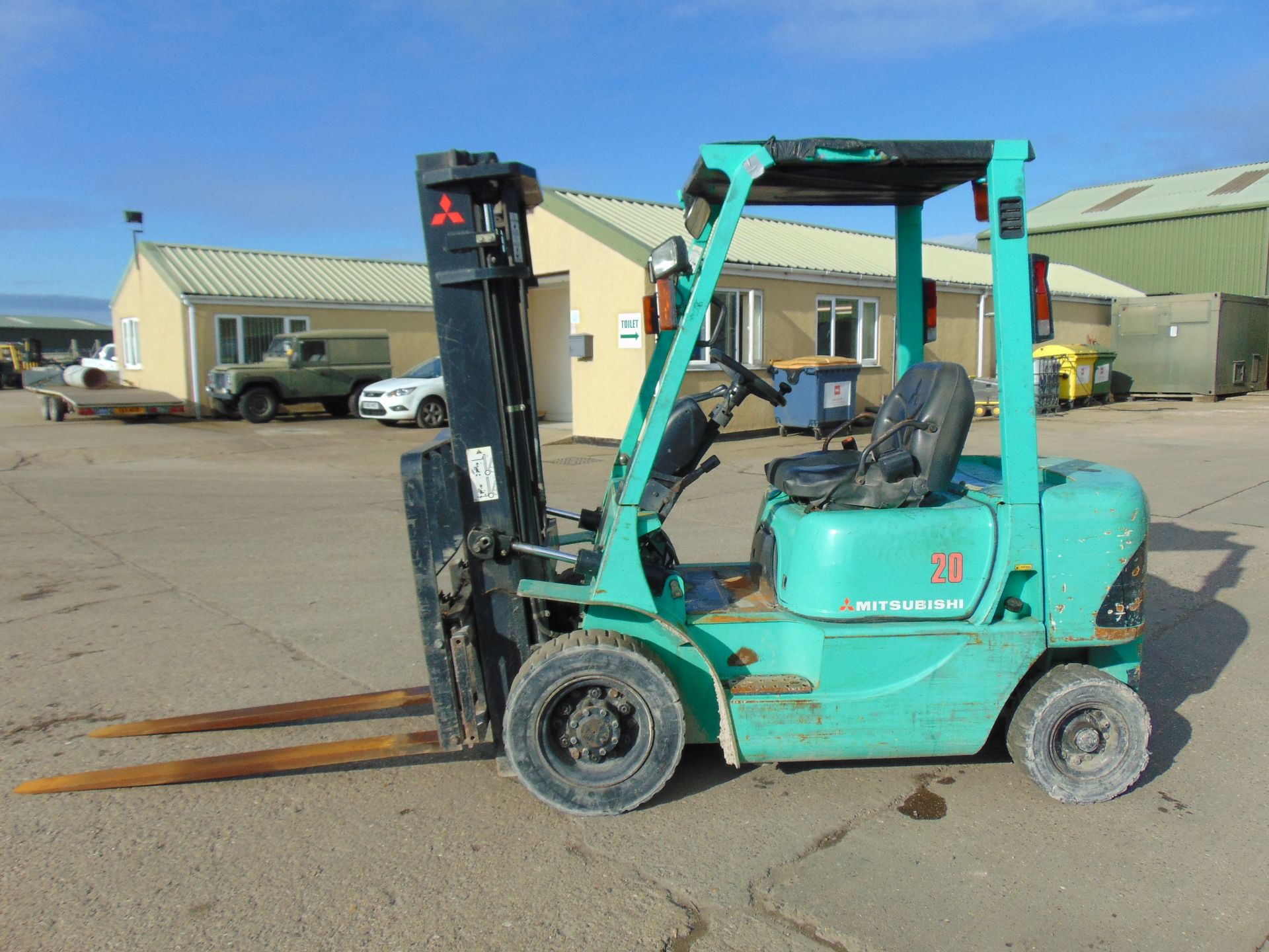 Mitsubishi FD20K Counter Balance Diesel Forklift - Image 4 of 16