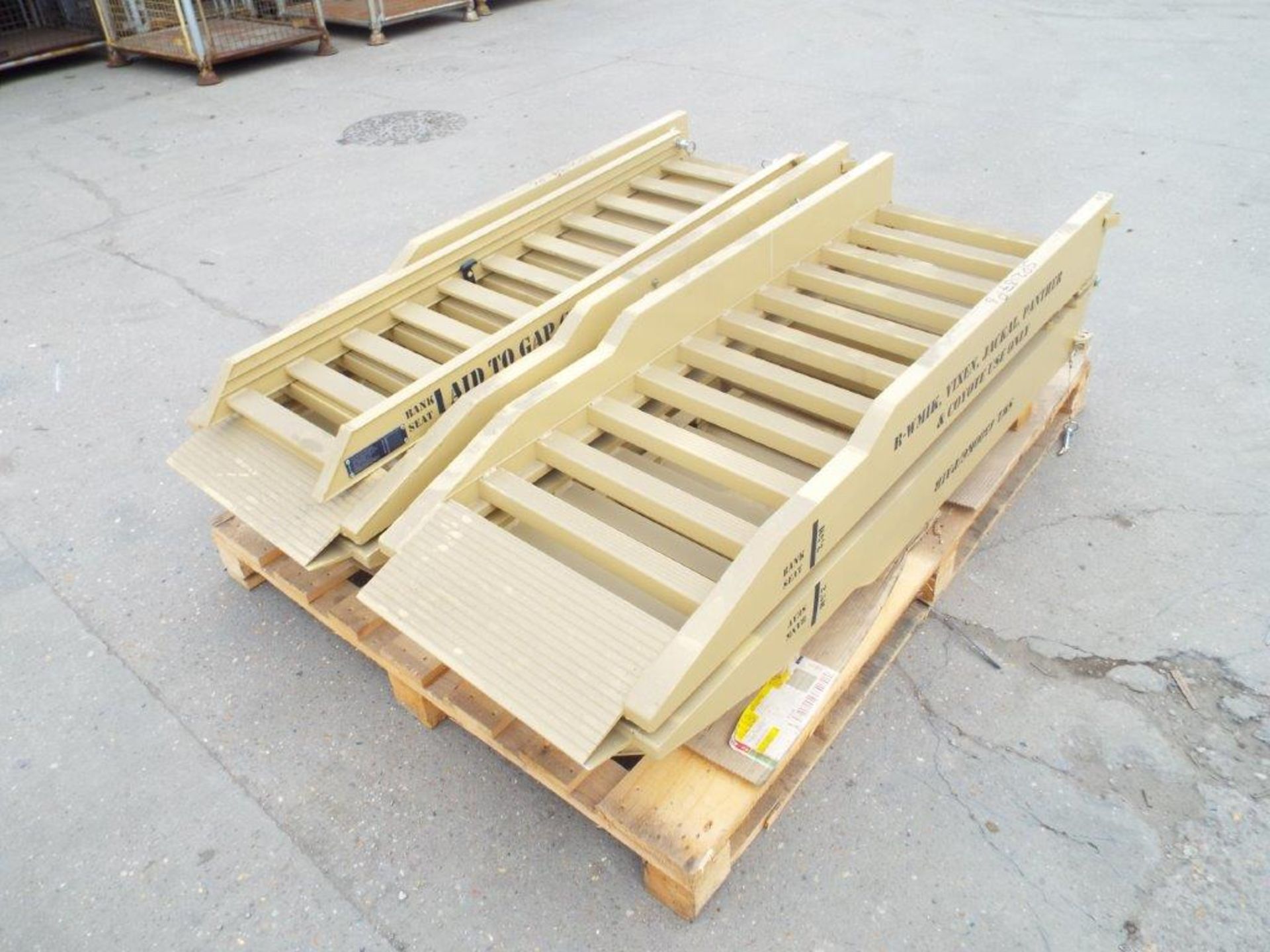 4500Kg 2.5m Folding Ramps for WMIK, Armoured Vehicles etc with 240Kg Crossing Aid - Bild 7 aus 18