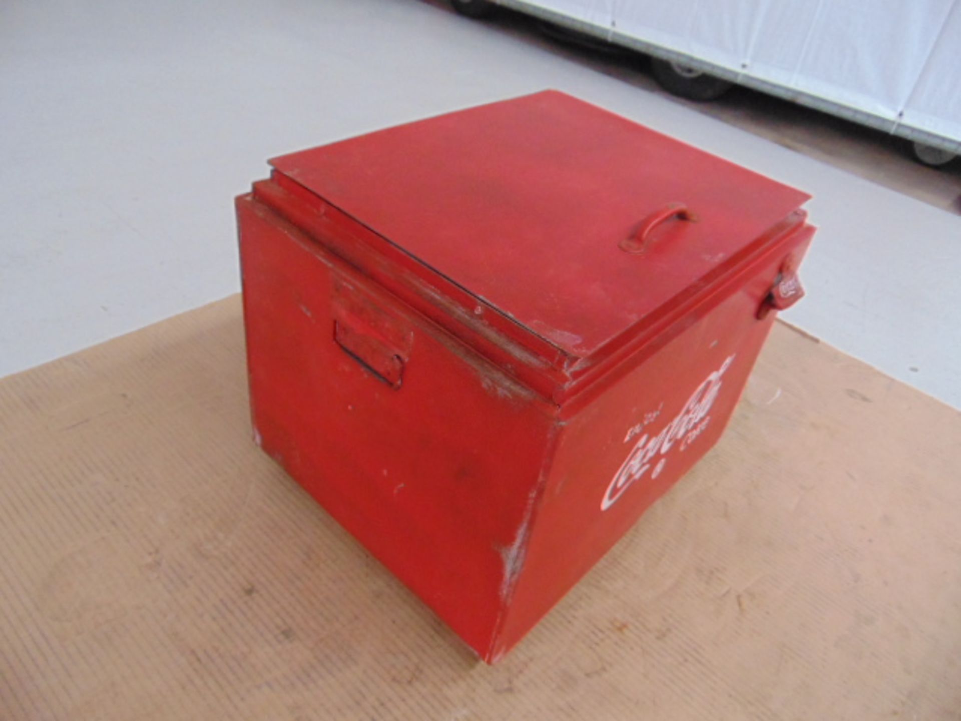 Vintage Coca Cola Cooler / Ice Box - Image 3 of 7
