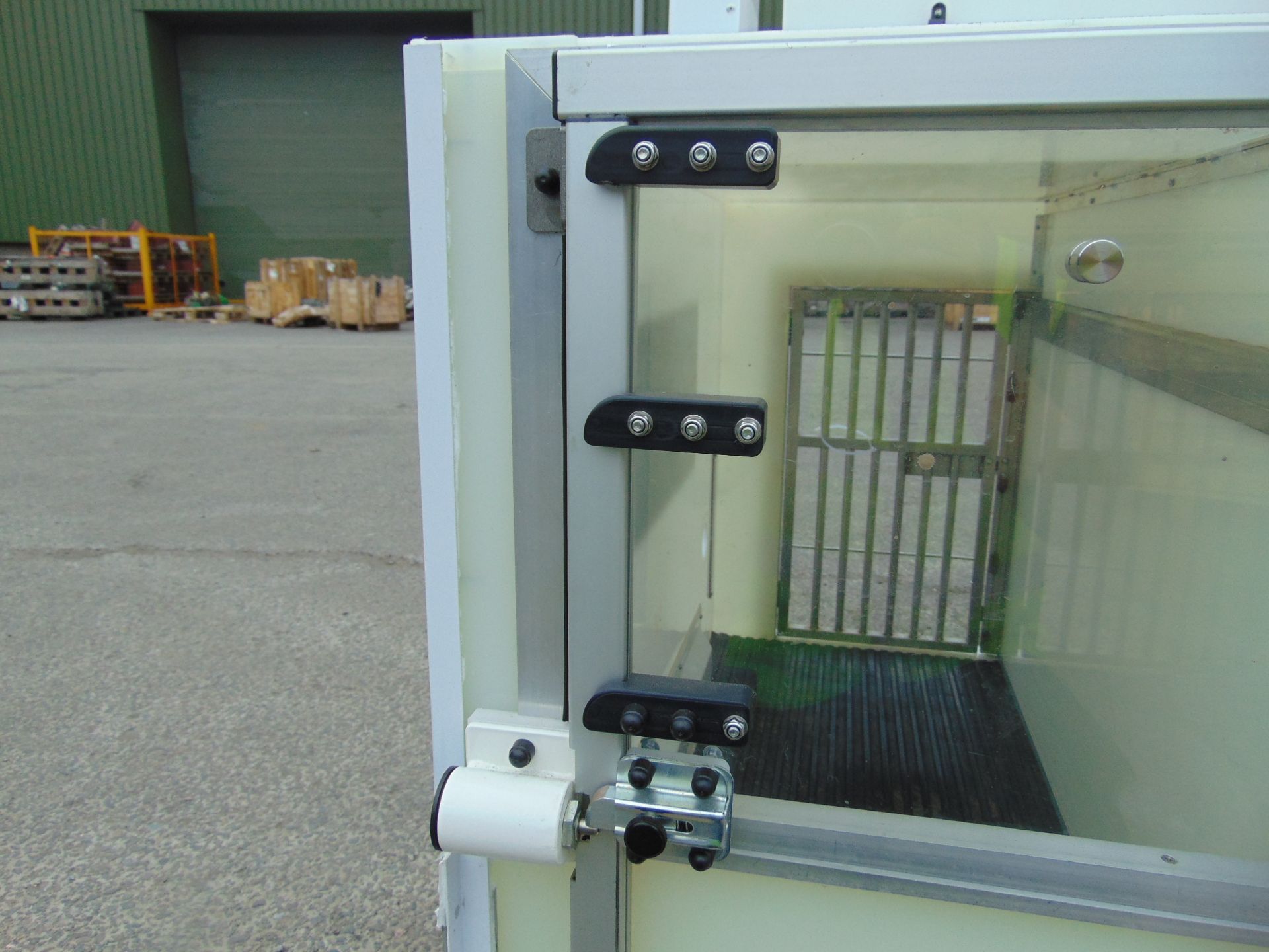 Double Dog Cage with Electronic Feeding Hatches - Image 6 of 13