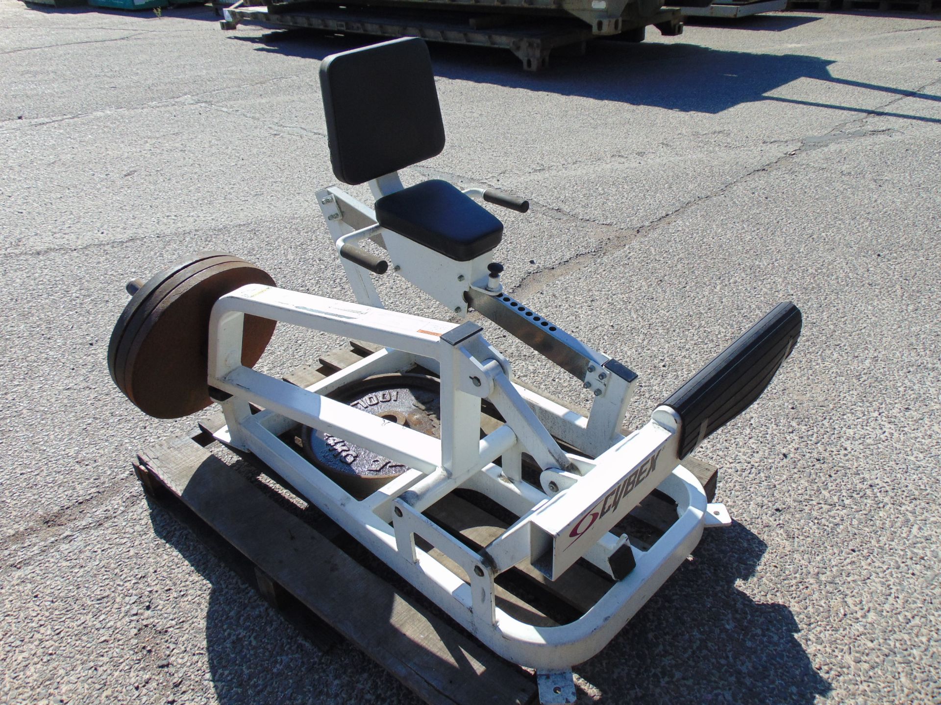 Cybex 5245 Plate Loaded Rotary Calf Exercise Machine - Image 5 of 10