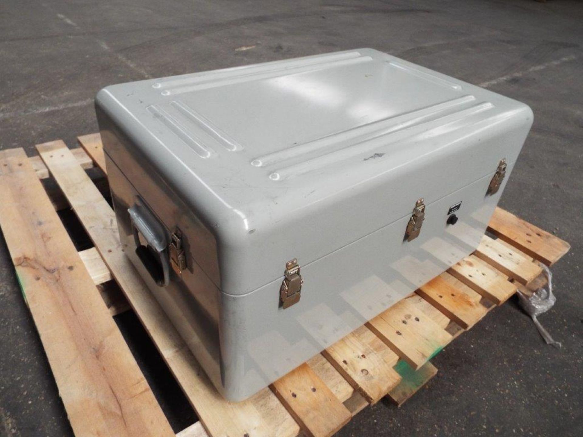 Heavy Duty Zero Storage Trunk