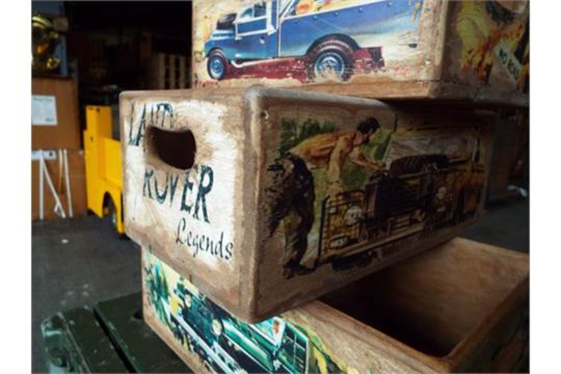 5 x Land Rover Wooden Display / Storage Boxes - Image 3 of 7