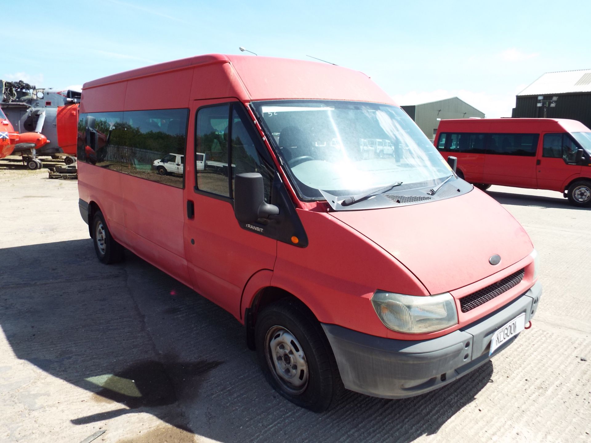 Ford Transit 12 Seat Minibus - Bild 3 aus 15