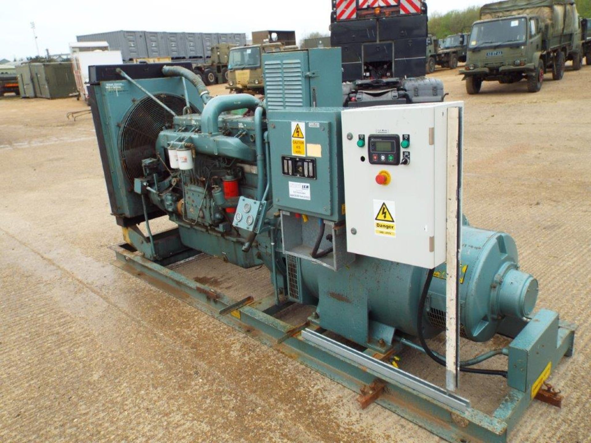 Newage Stamford 208KVA 380/440V 316/273A 3 Phase Diesel Alternator