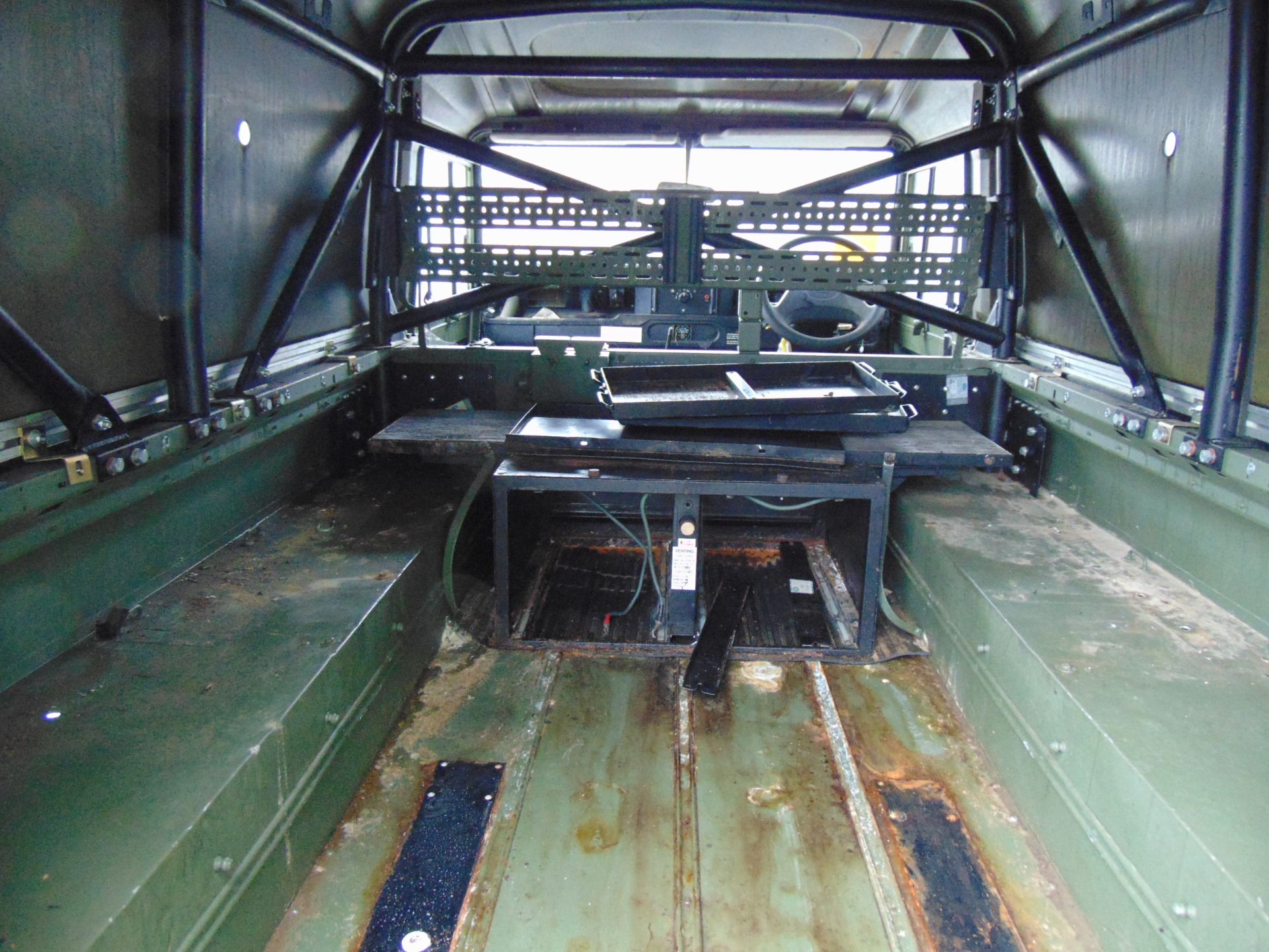 Land Rover TITHONUS 110 Hard Top - Image 14 of 21