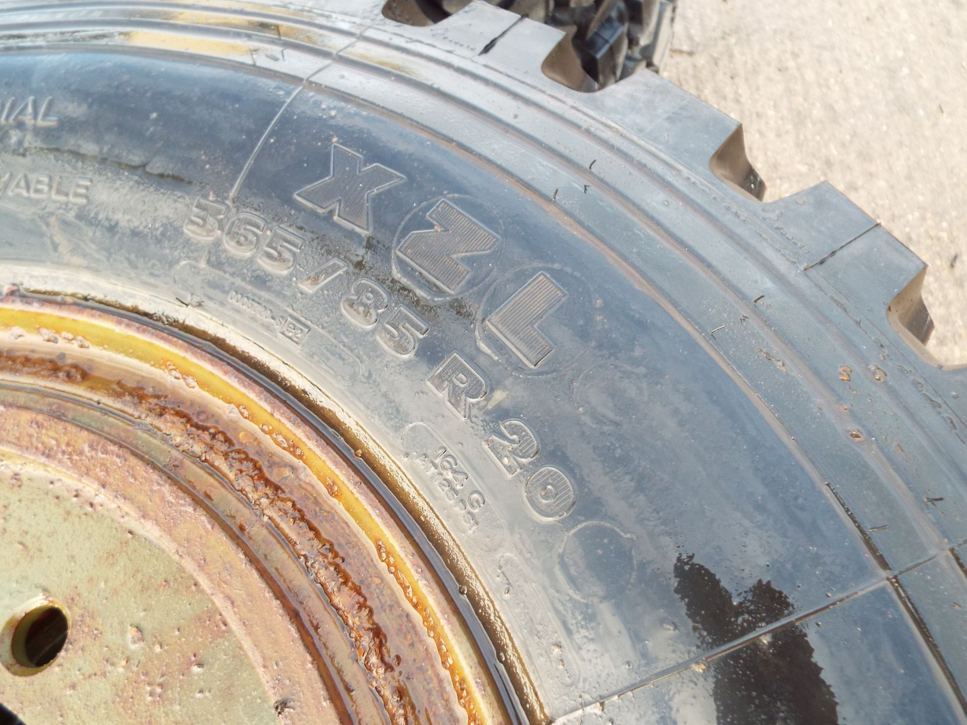 4 x Michelin XZL 365/85 R20 Tyres with Runflat Inserts and 10 Stud Rims - Image 5 of 7