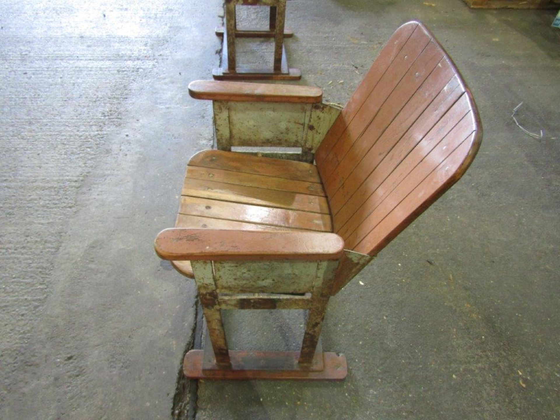 You are bidding on a Unique Vintage Cinema Seat - Image 3 of 7