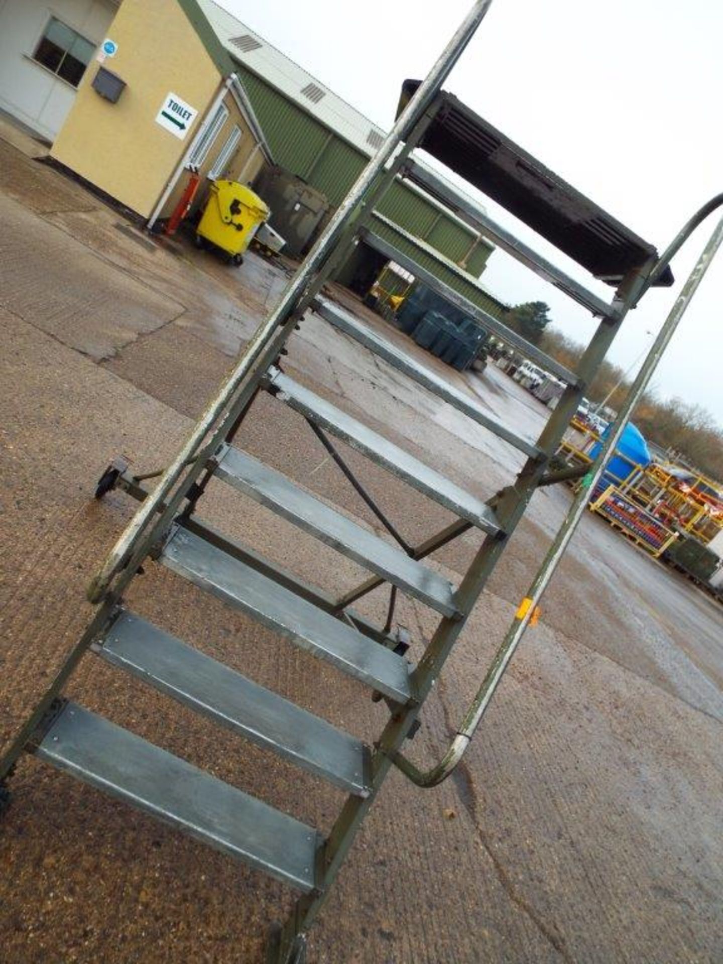2.2m 9-Step Mobile Access Ladder - Image 5 of 10