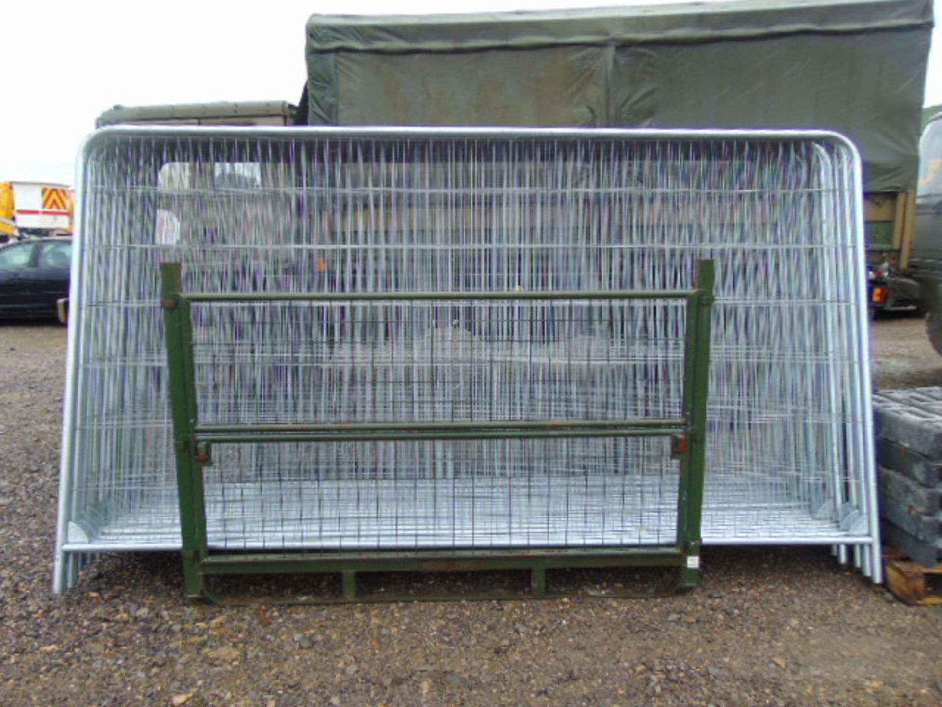 20 x Temporary Heras Security Fence Panels, 20 x Rubber Block Feet and 20 x Anti Tamper Couplers - Image 2 of 7