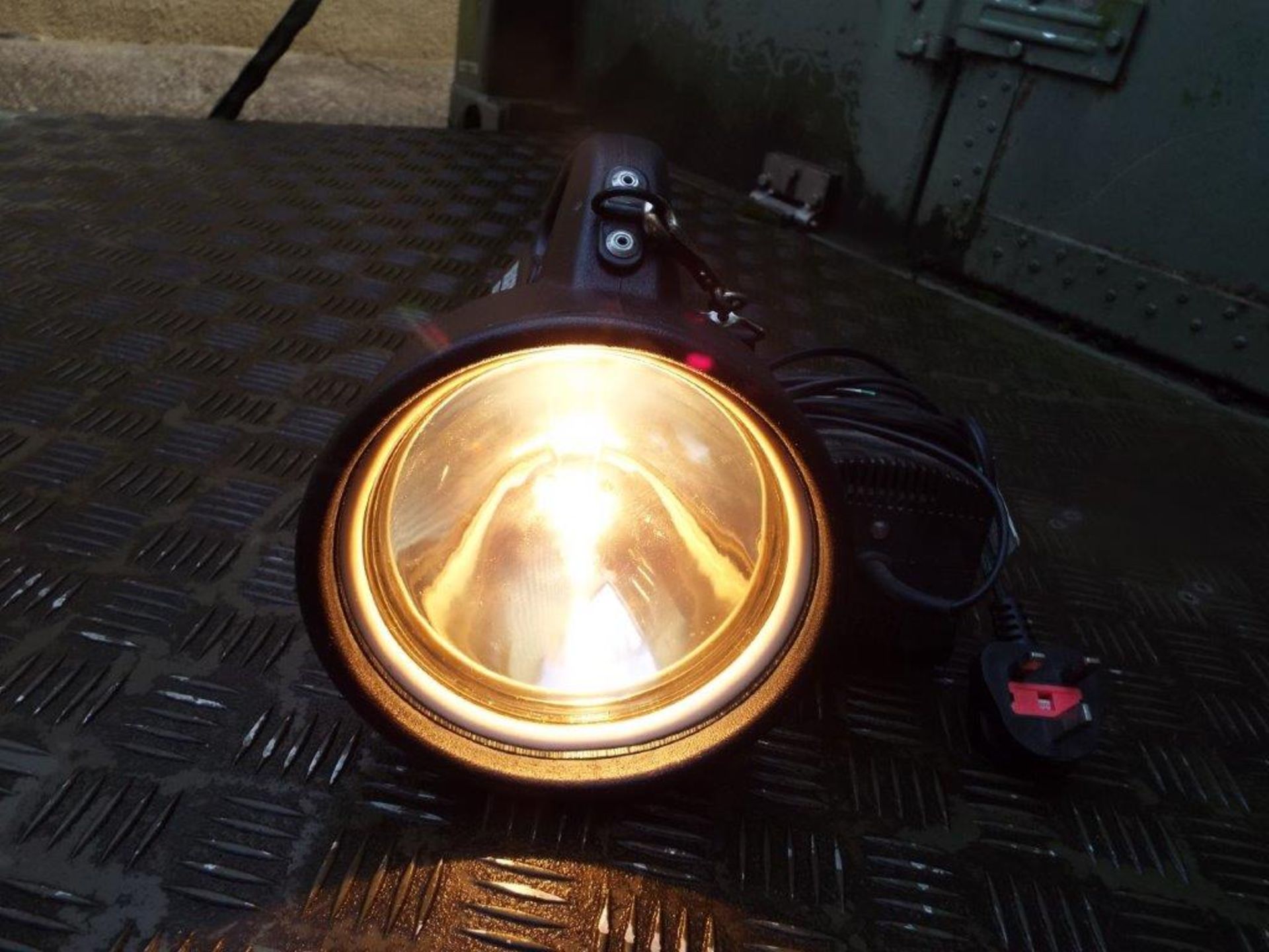 Dragon T12 12V Portable Searchlight - Image 6 of 8