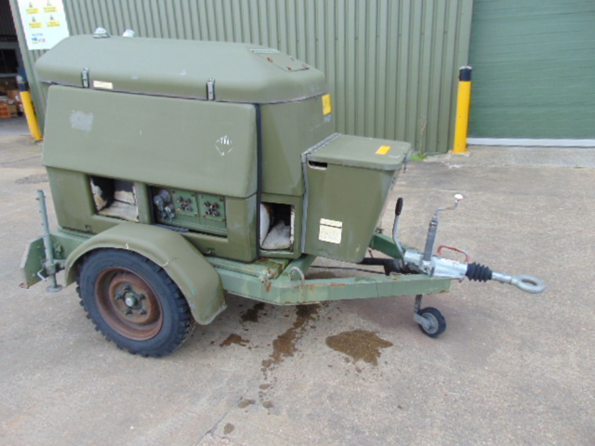 Ex Uk Royal Air Force Trailer Mounted 25 KVA Generator