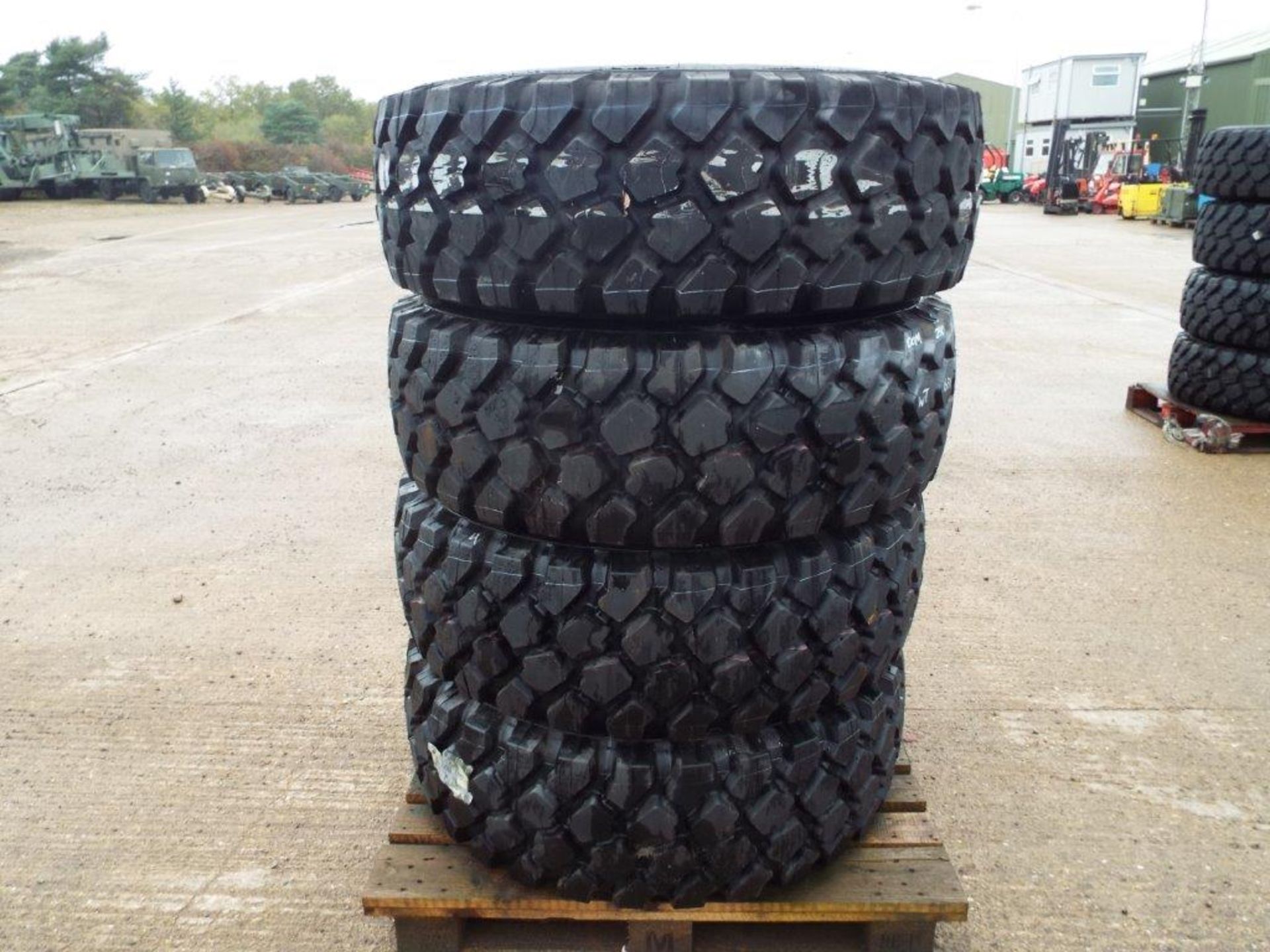 4 x Michelin XZL 395/85 R20 Tyres with 10 Stud Rims