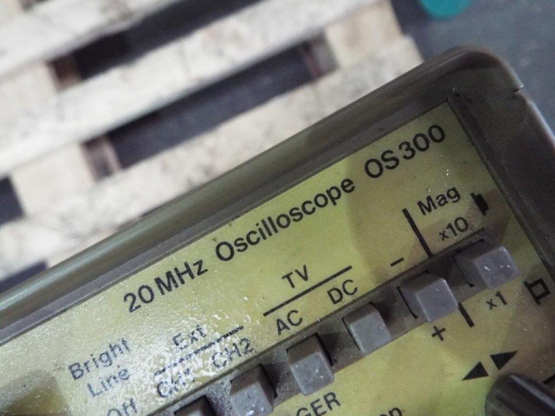 Gould OS300 20MHZ Oscilloscope - Bild 5 aus 9