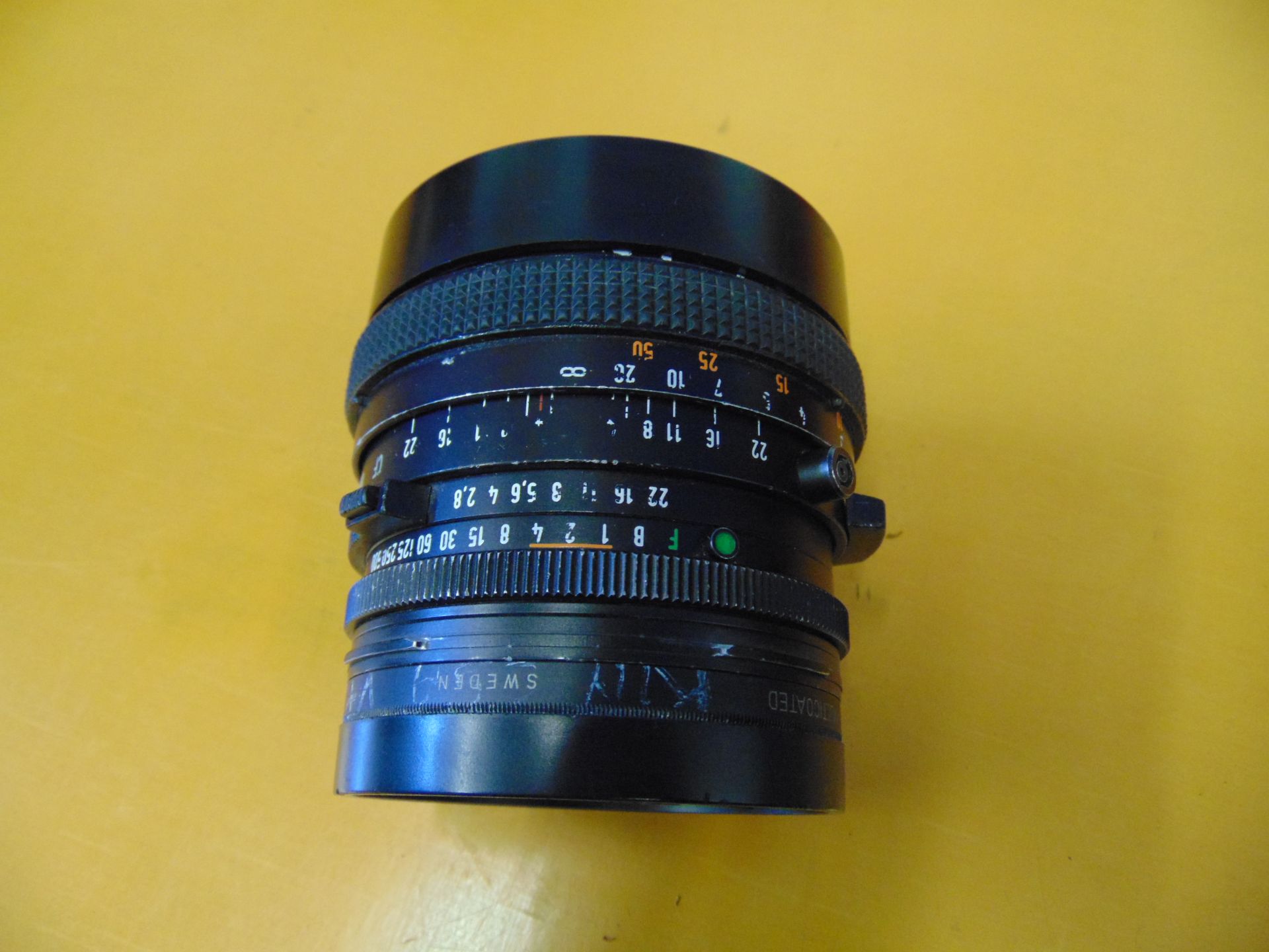 Carl Zeiss 7515250 Planar T* 2.8/80 Lense - Image 3 of 6