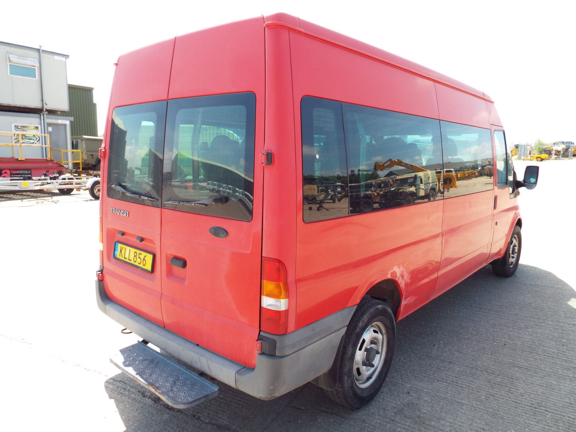 Ford Transit 9 Seat Minibus - Bild 5 aus 18