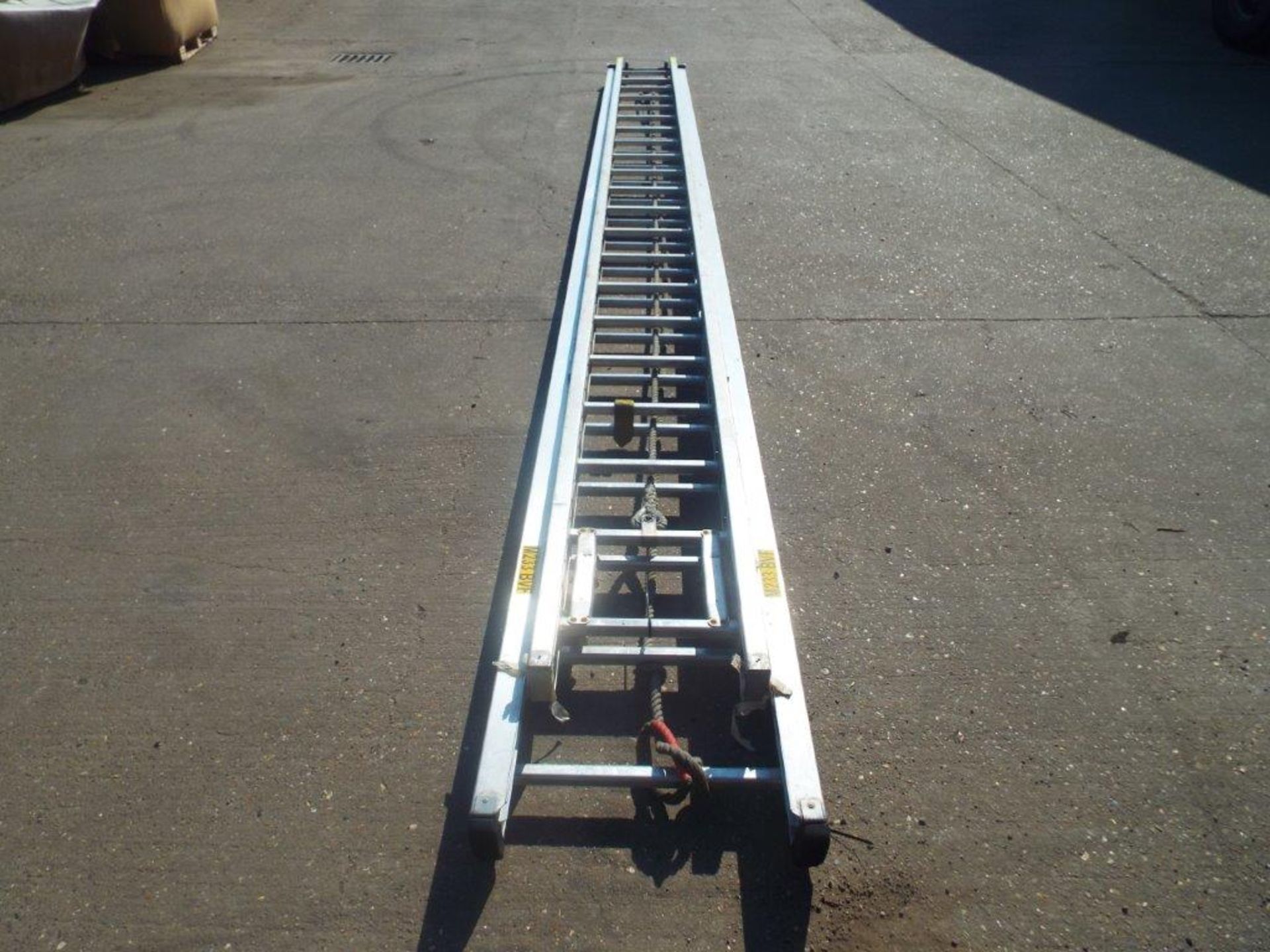 AS Fire and Rescue 35ft 2 Section Aluminium Ladder - Image 2 of 6