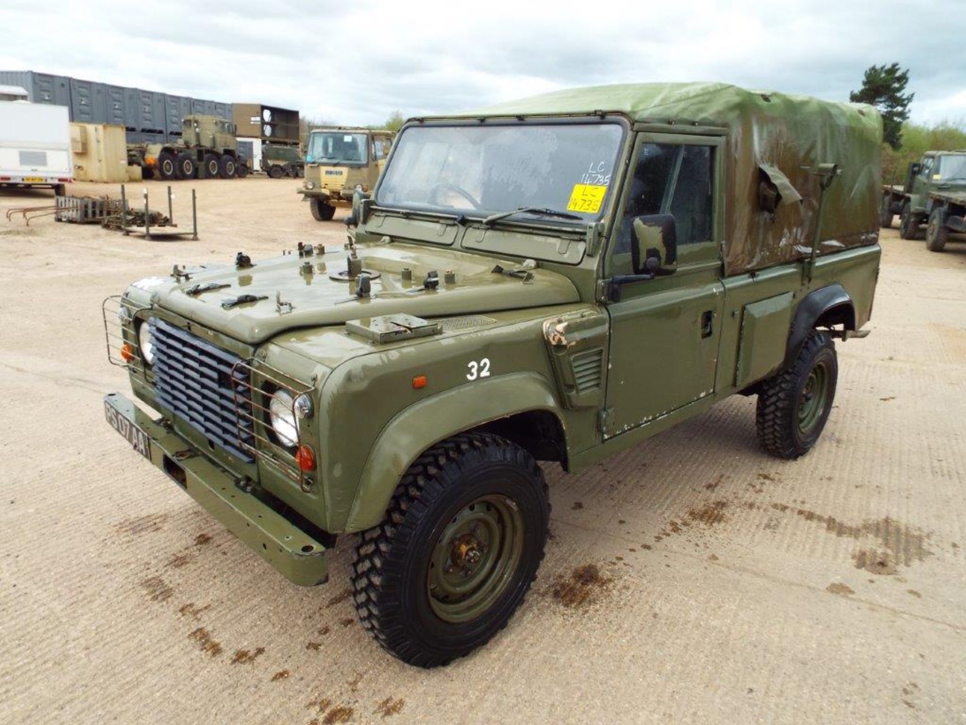 Military Specification Land Rover Wolf 110 Soft Top - Image 3 of 26