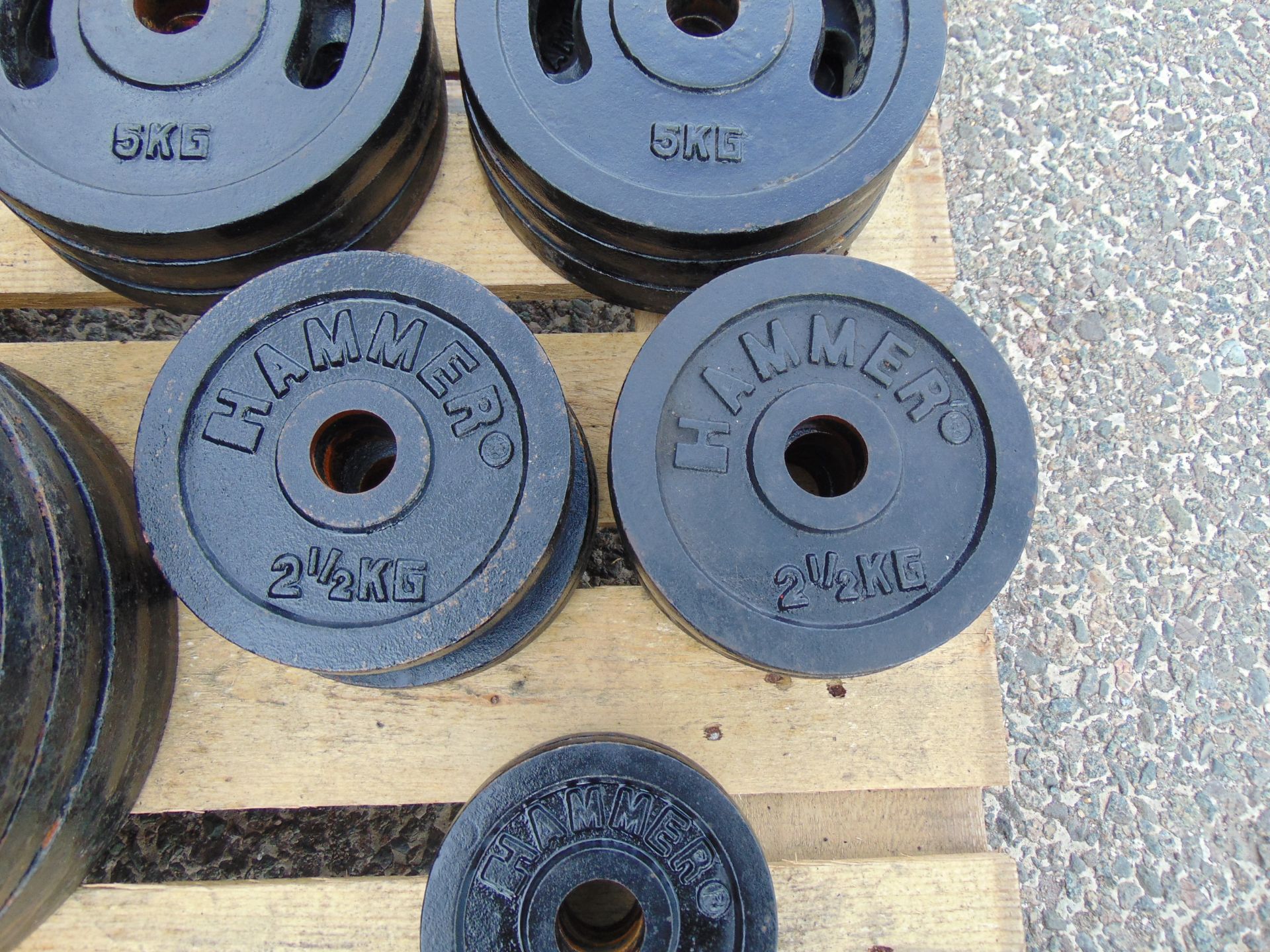 Pallet of 36 x Mixed Hammer Barbell Weight Plates - Image 9 of 11
