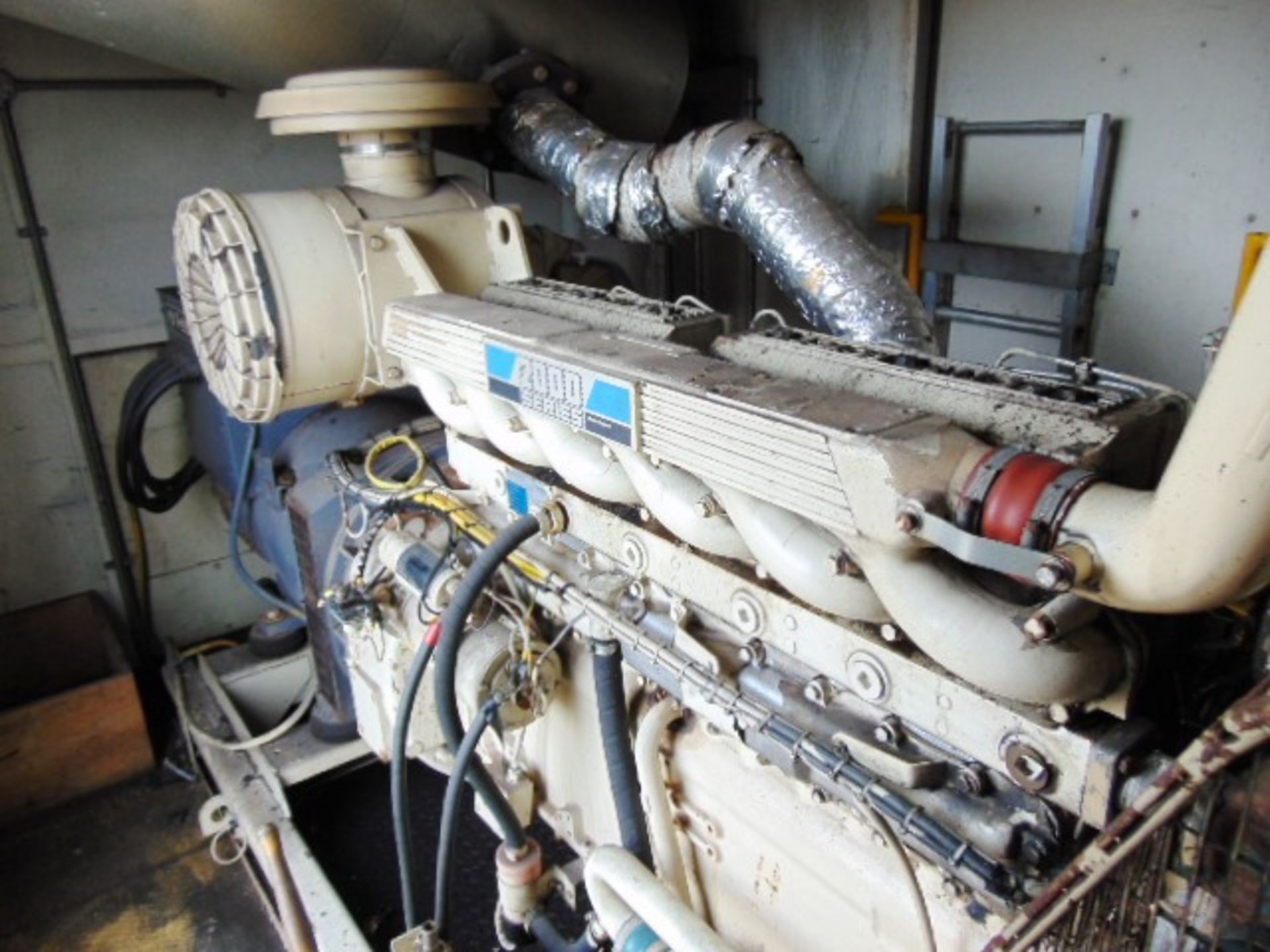 Newage Stamford 300KVA Perkins 2000 Series 3 Phase Containerised Diesel Generator - Image 4 of 26