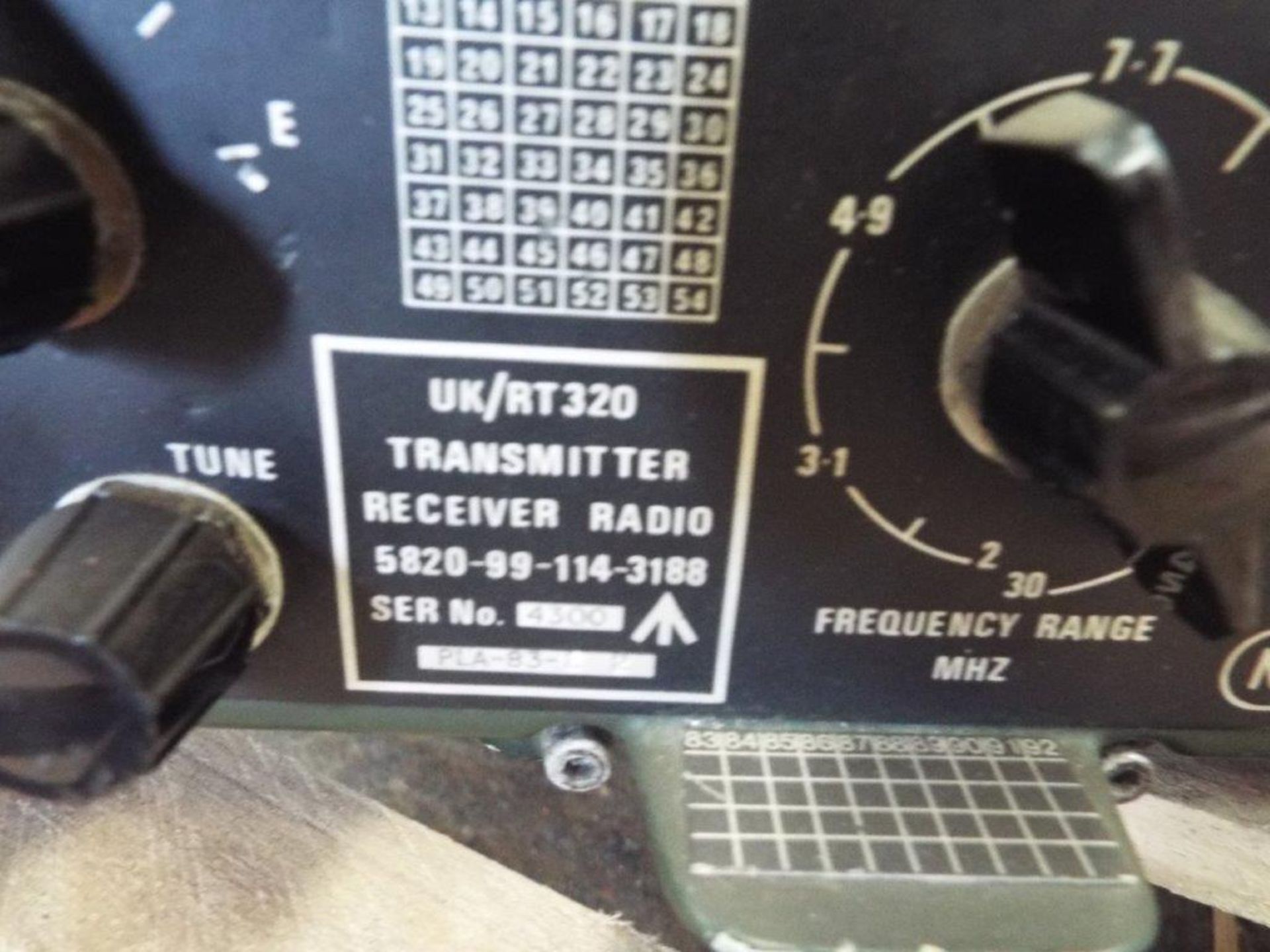 2 x RT320 Transmiter Receiver Radios - Image 4 of 5