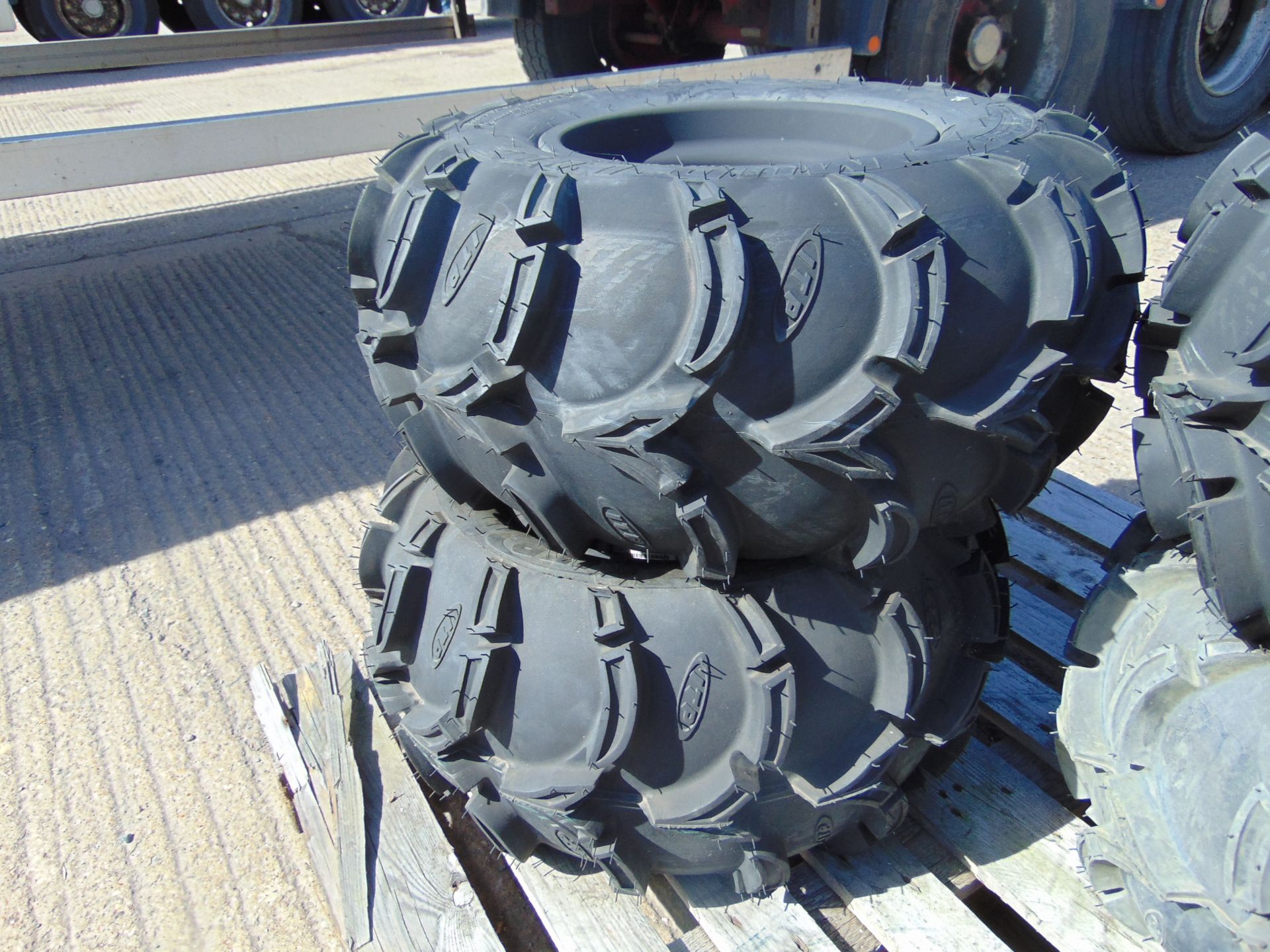 4 x ITP Mud Lite AT26x12-12 ATV/Quad Tyres with Rims - Image 8 of 8