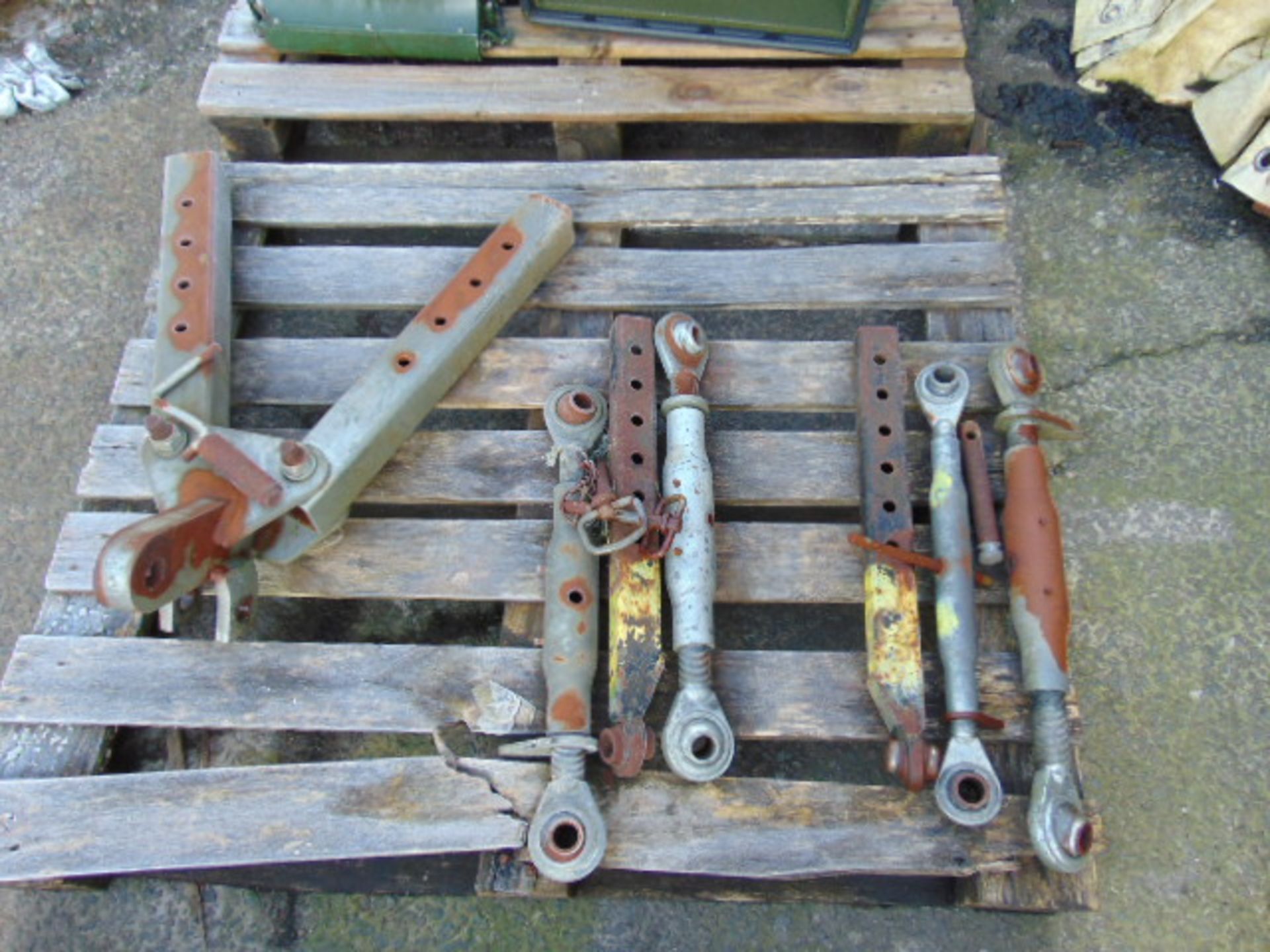 Pallet of Tractor Link Arms - Image 2 of 6